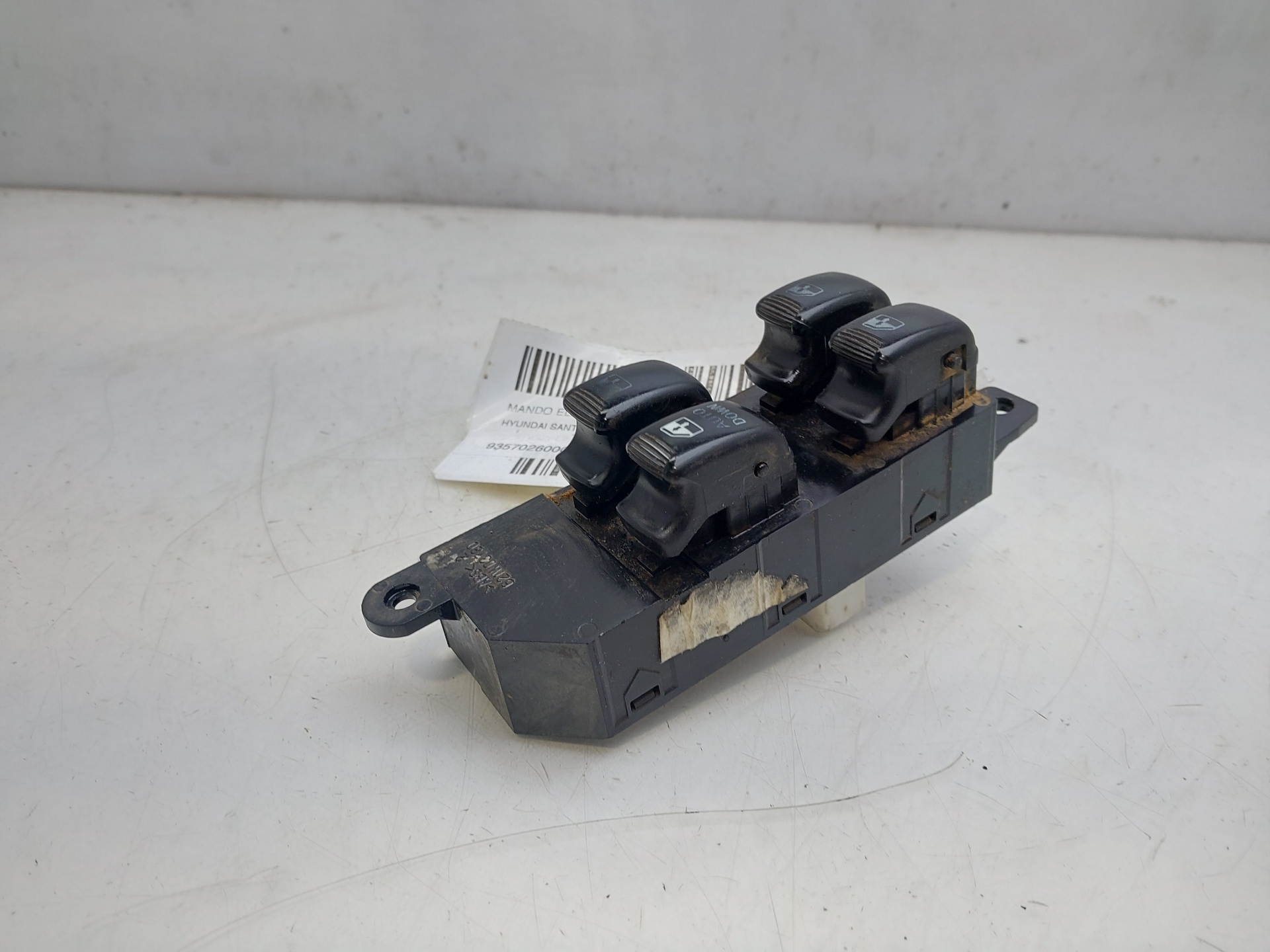 MERCEDES-BENZ Santa Fe SM (2000-2013) Front Left Door Window Switch 9357026000 23539281