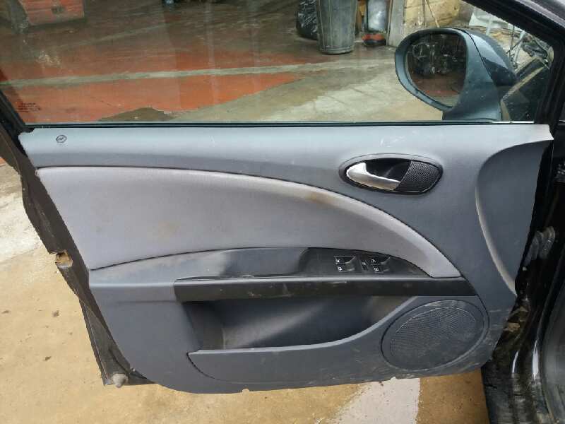 CHEVROLET Leon 2 generation (2005-2012) Citas salona daļas 5P0837114 20192964