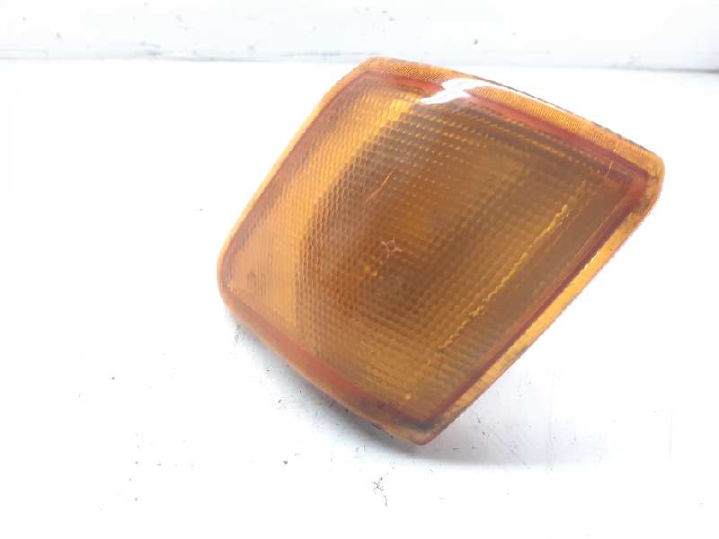 FORD Front Right Fender Turn Signal 1062433 22072406