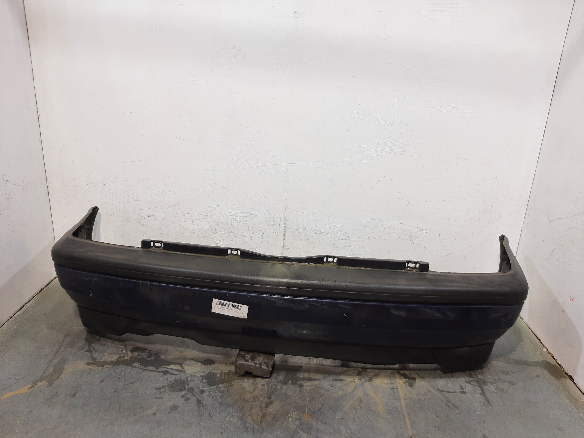 VOLKSWAGEN Golf 3 generation (1991-1998) Rear Bumper 1H6807417GGRU 23021670