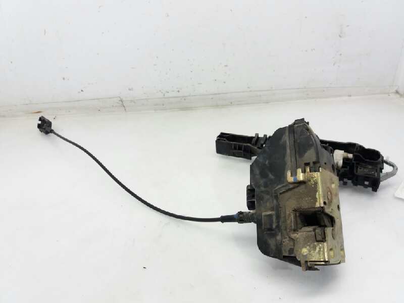 RENAULT Megane 2 generation (2002-2012) Front Right Door Lock 8200027779 20173259