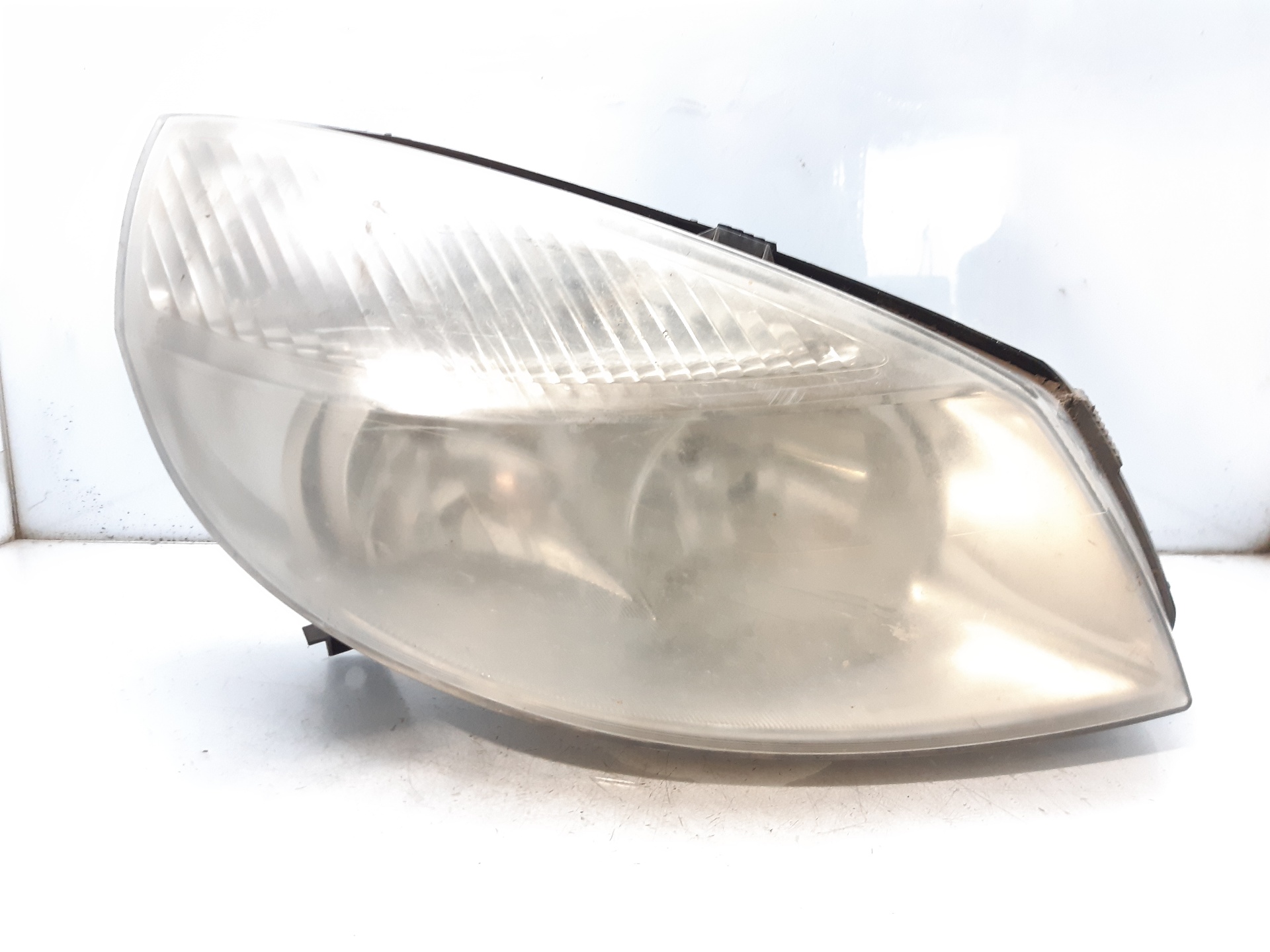 RENAULT Scenic 2 generation (2003-2010) Front Right Headlight 7701064130 18771801