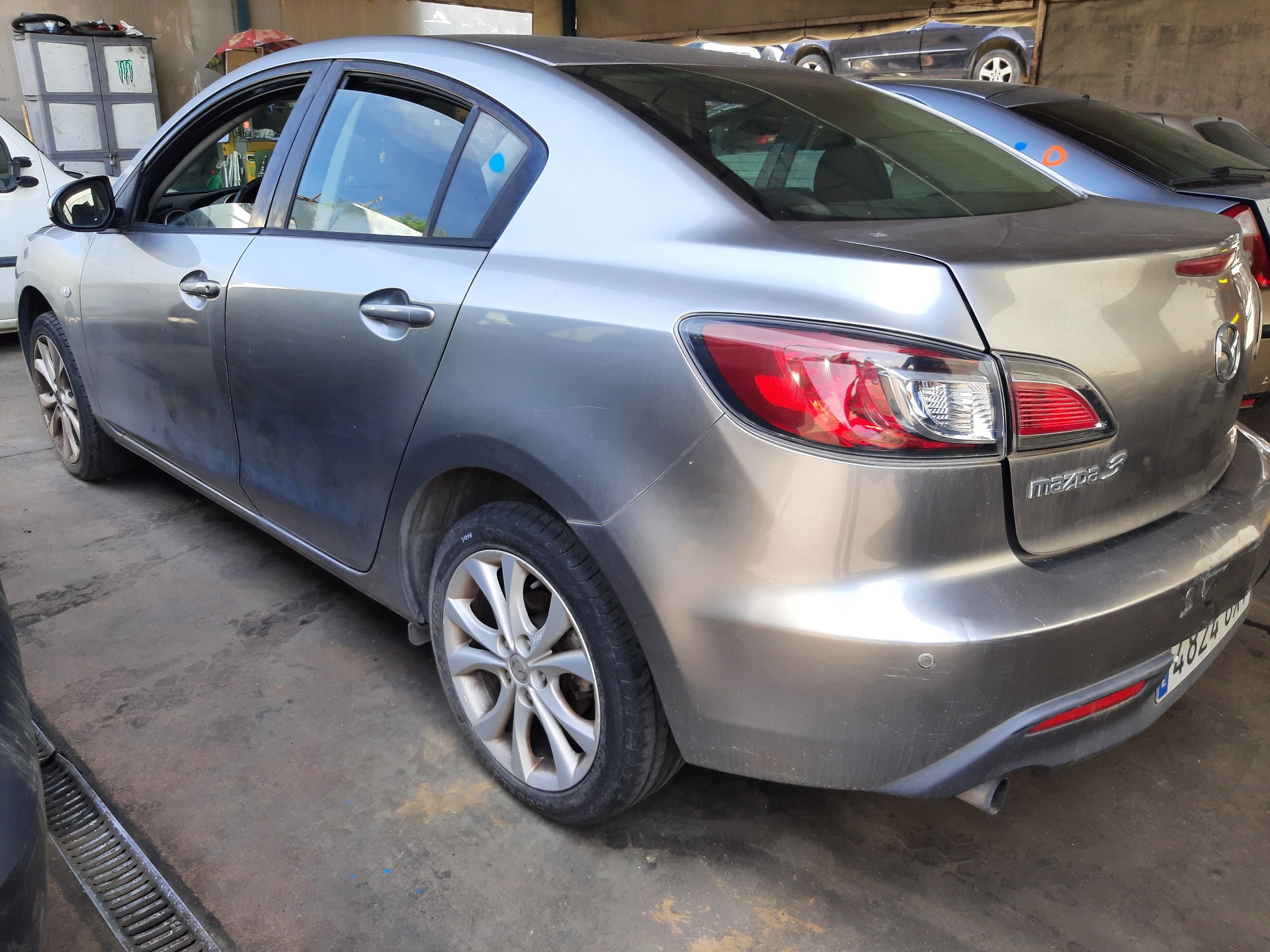 MAZDA 3 BL (2009-2013) Difūzoriaus ventiliatorius Y64215035A 22332929