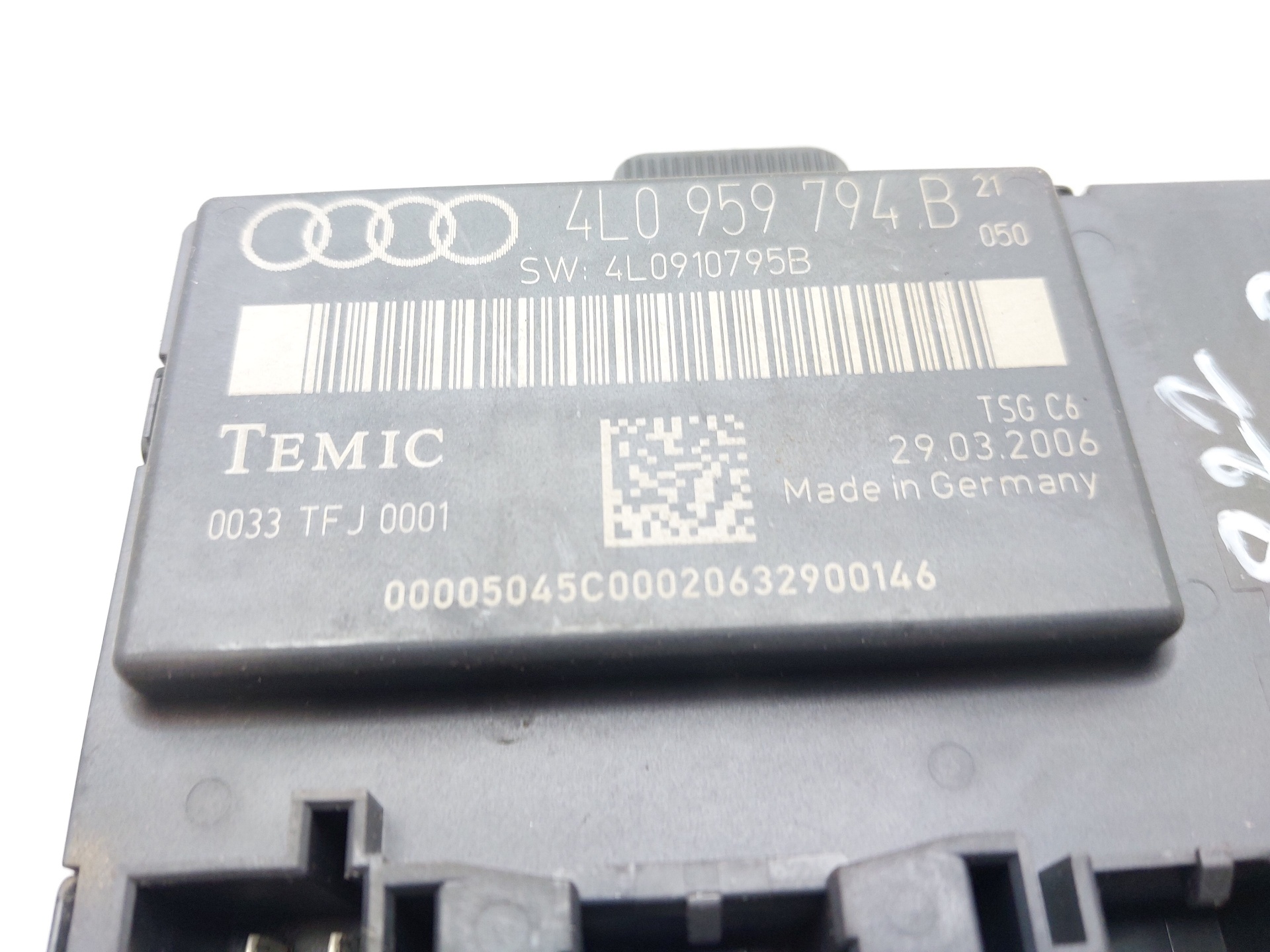 AUDI Q7 4L (2005-2015) Other Control Units 4L0959794B 24122909