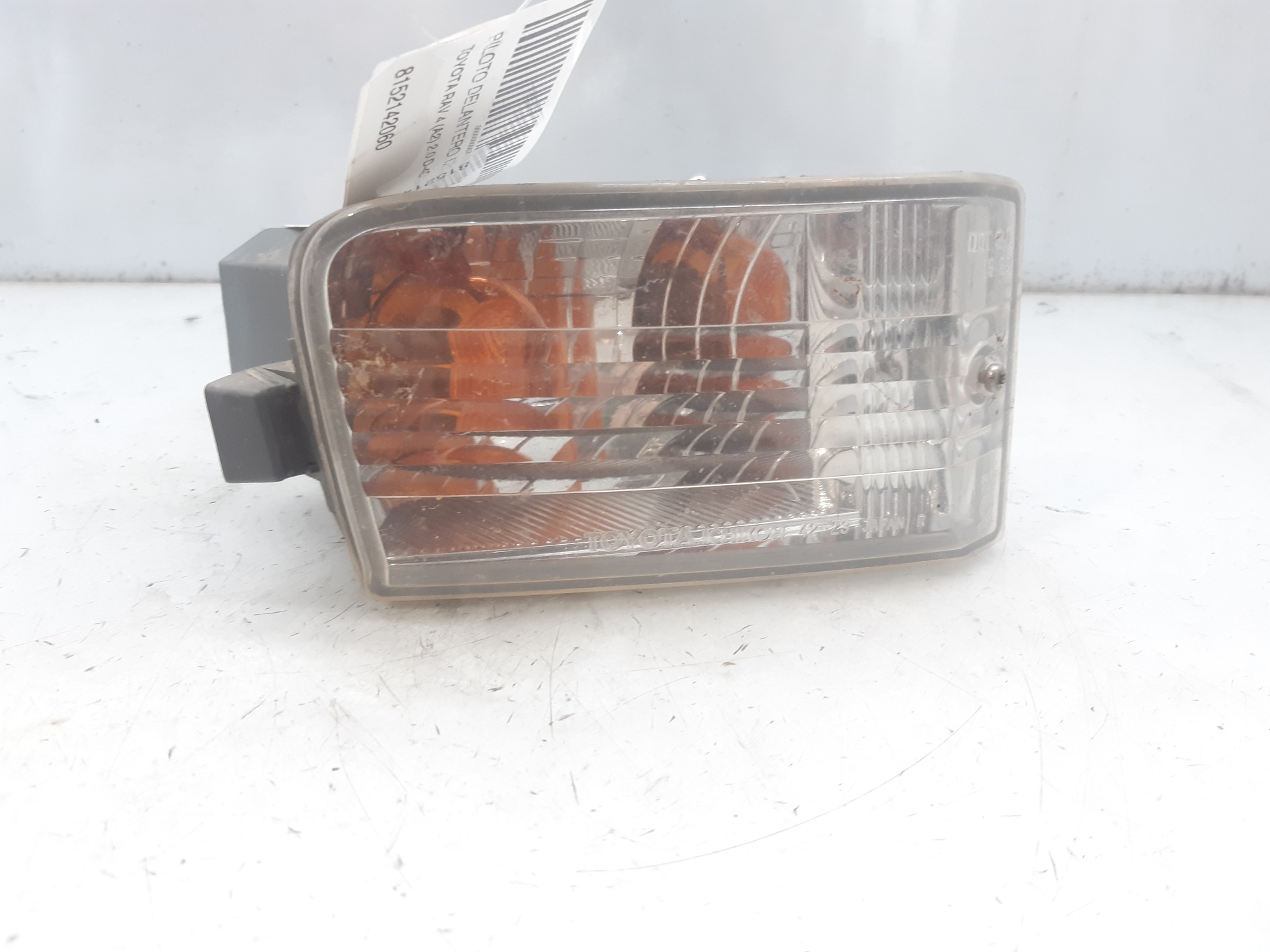 MERCEDES-BENZ RAV4 2 generation (XA20) (2000-2006) Front left turn light 8152142060 22435915