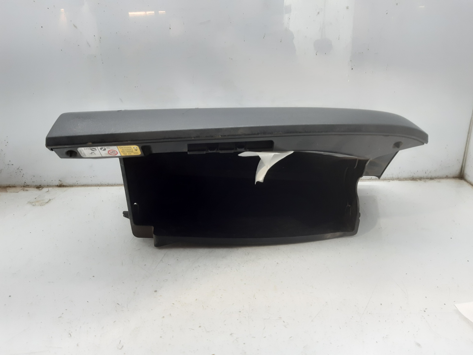 MITSUBISHI Outlander 2 generation (2005-2013) Glove Box 8006A022 22284748