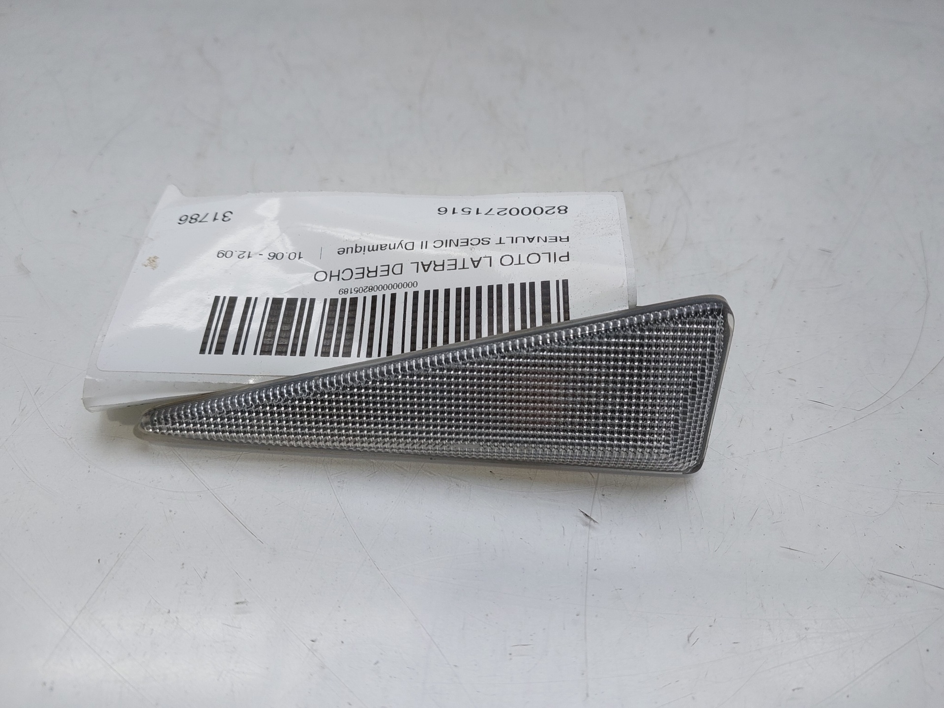 RENAULT Scenic 2 generation (2003-2010) Other Body Parts 82000271516 20479614