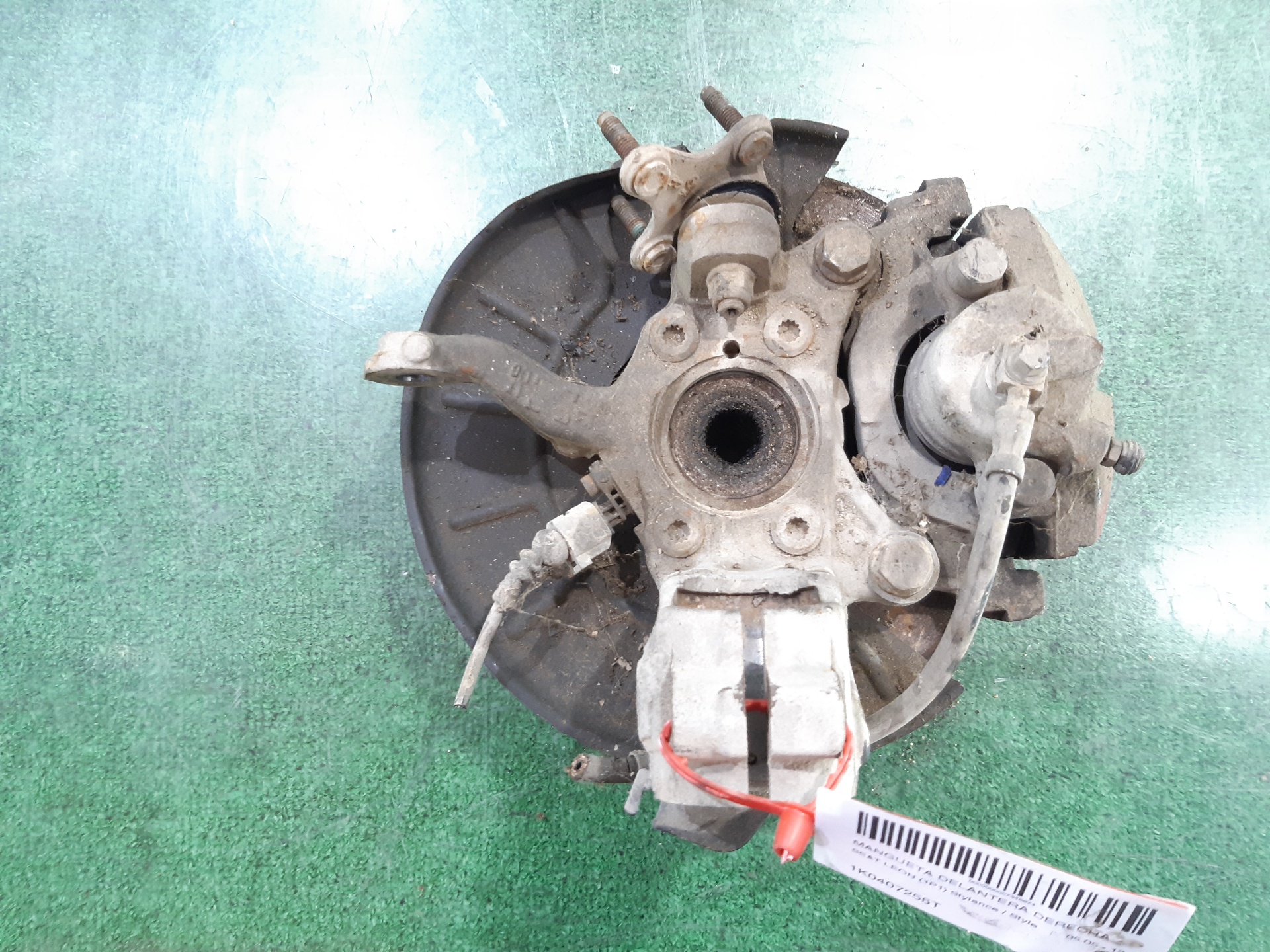 SEAT Leon 2 generation (2005-2012) Front Right Wheel Hub 1K0407256T 18793589