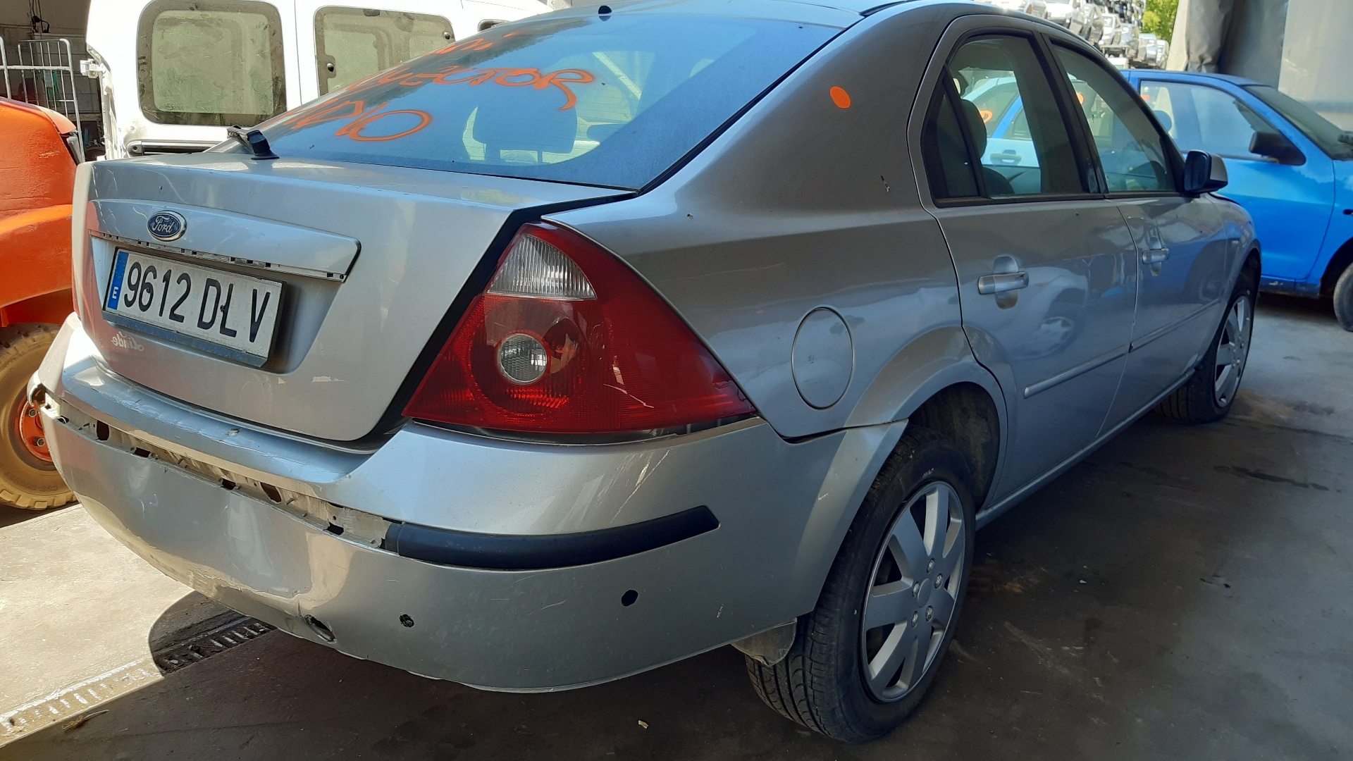 FORD Mondeo 3 generation (2000-2007) Противотуманка бампера передняя правая 1S7115K201AC 18693044