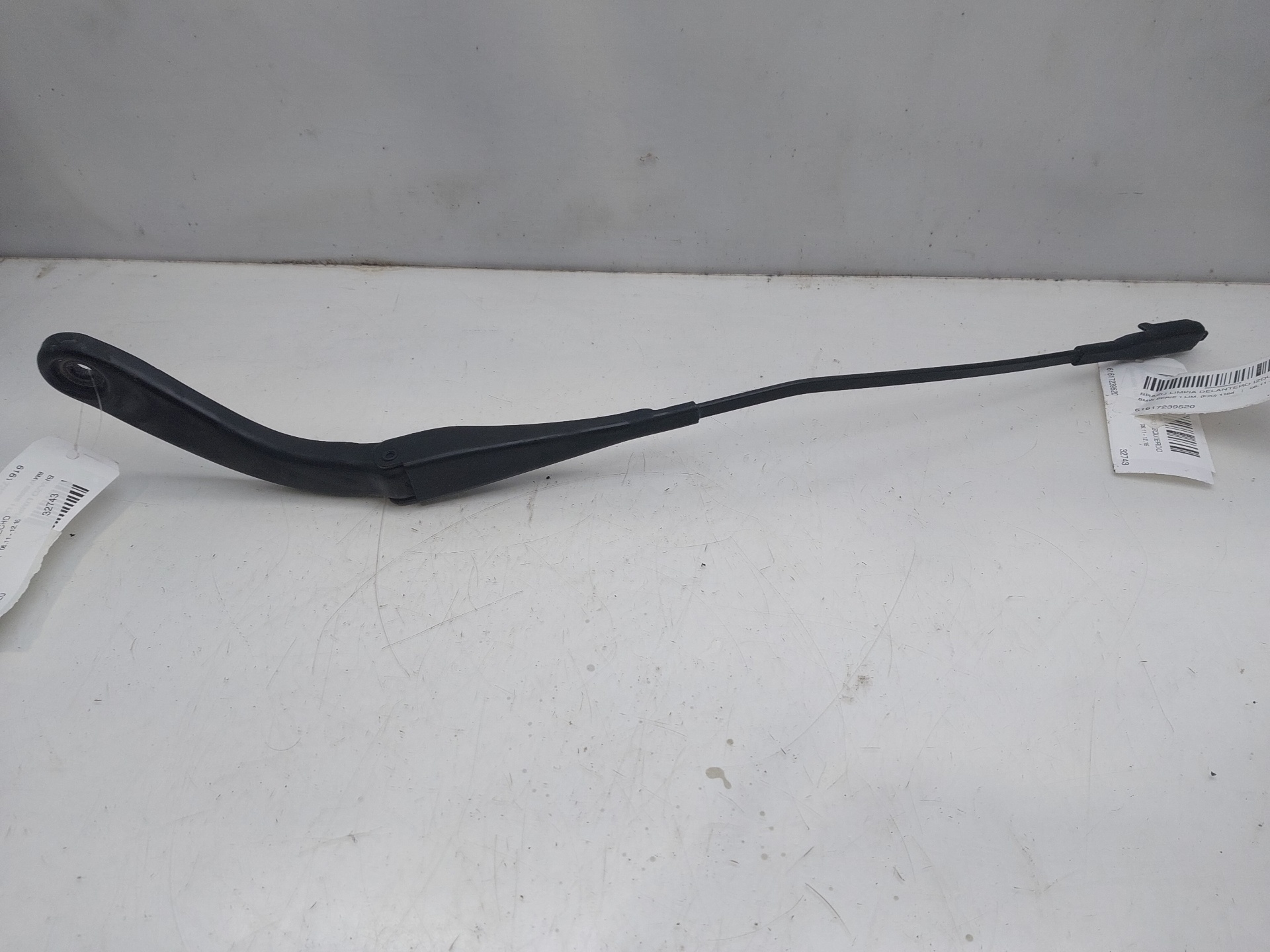 BMW 1 Series F20/F21 (2011-2020) Front Wiper Arms 61617239520 24143807