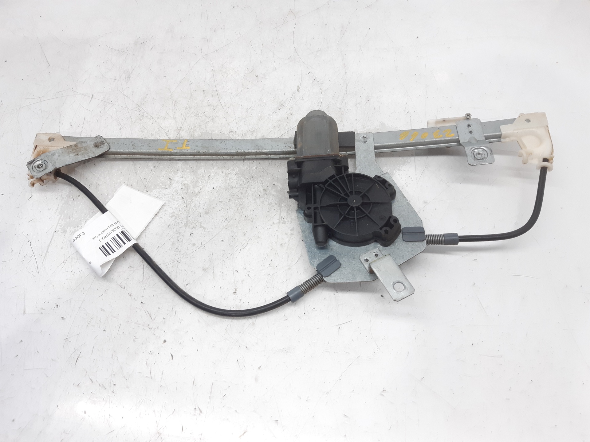 AUDI Megane 3 generation (2008-2020) Rear left door window lifter 8201010924 18662604