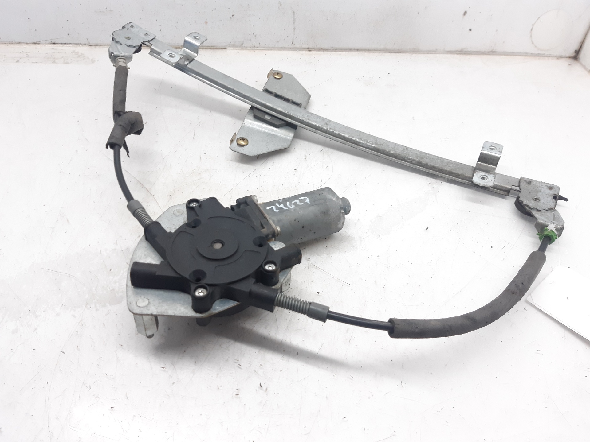 HYUNDAI Accent LC (1999-2013) Front Right Door Window Regulator 8240225000 18712788