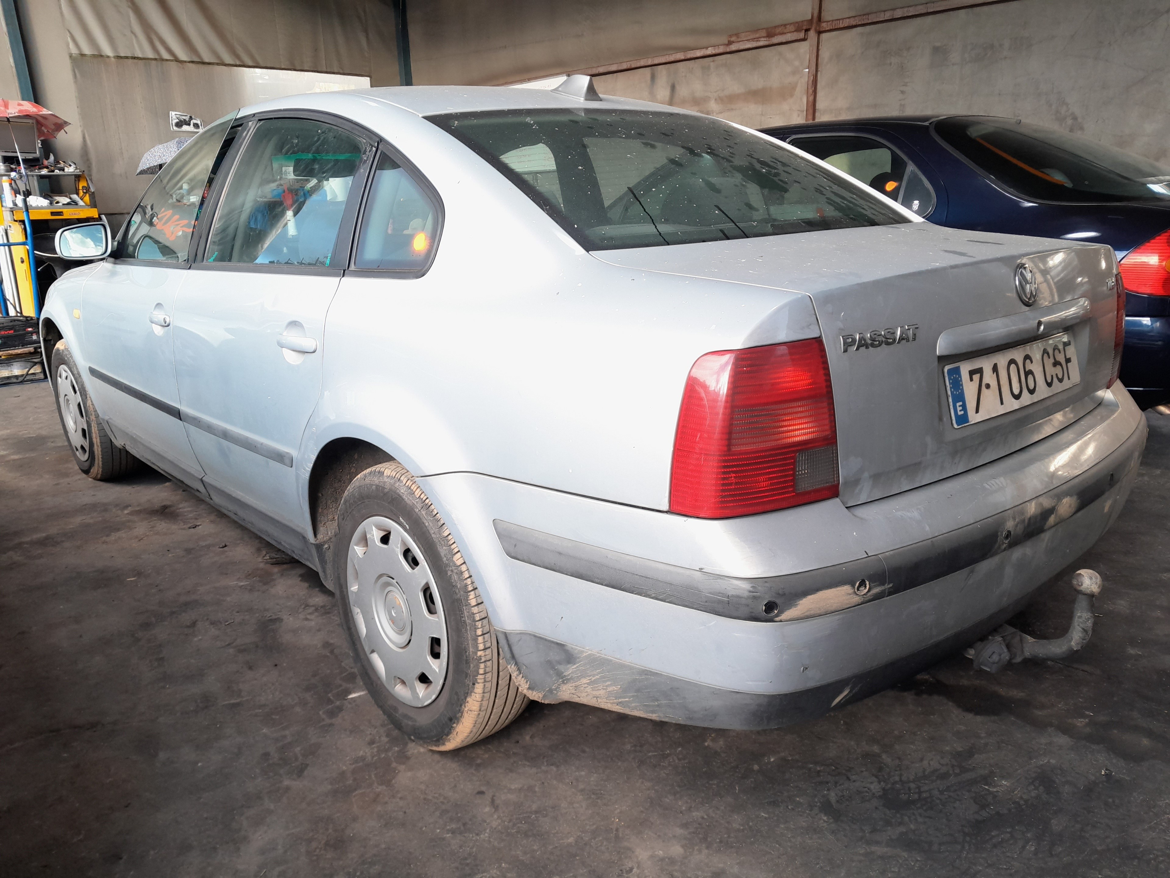 VOLKSWAGEN Passat B5 (1996-2005) Jednotka řízení motoru 038906018P 22631414