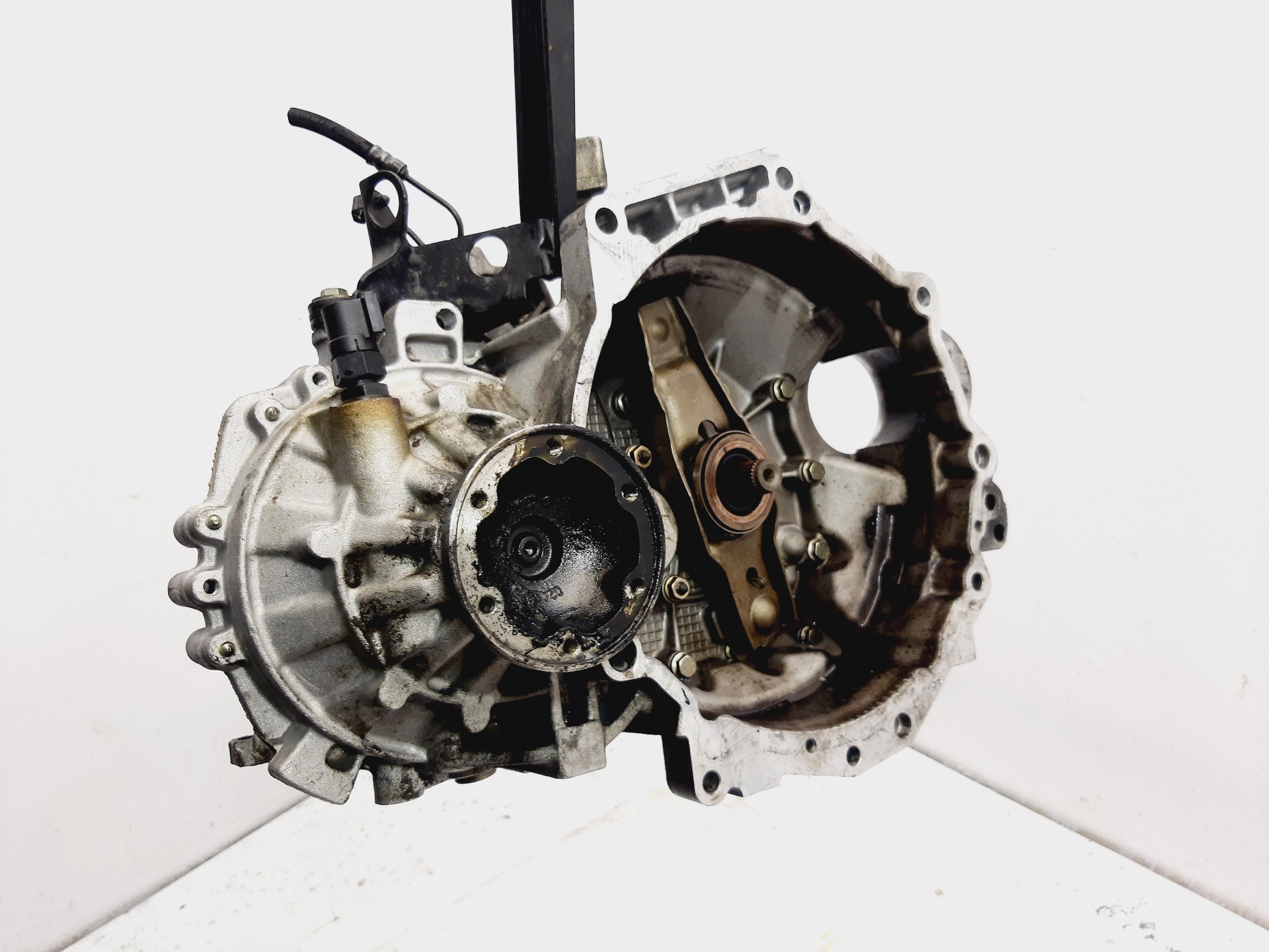 NISSAN Gearbox EGS 25584841