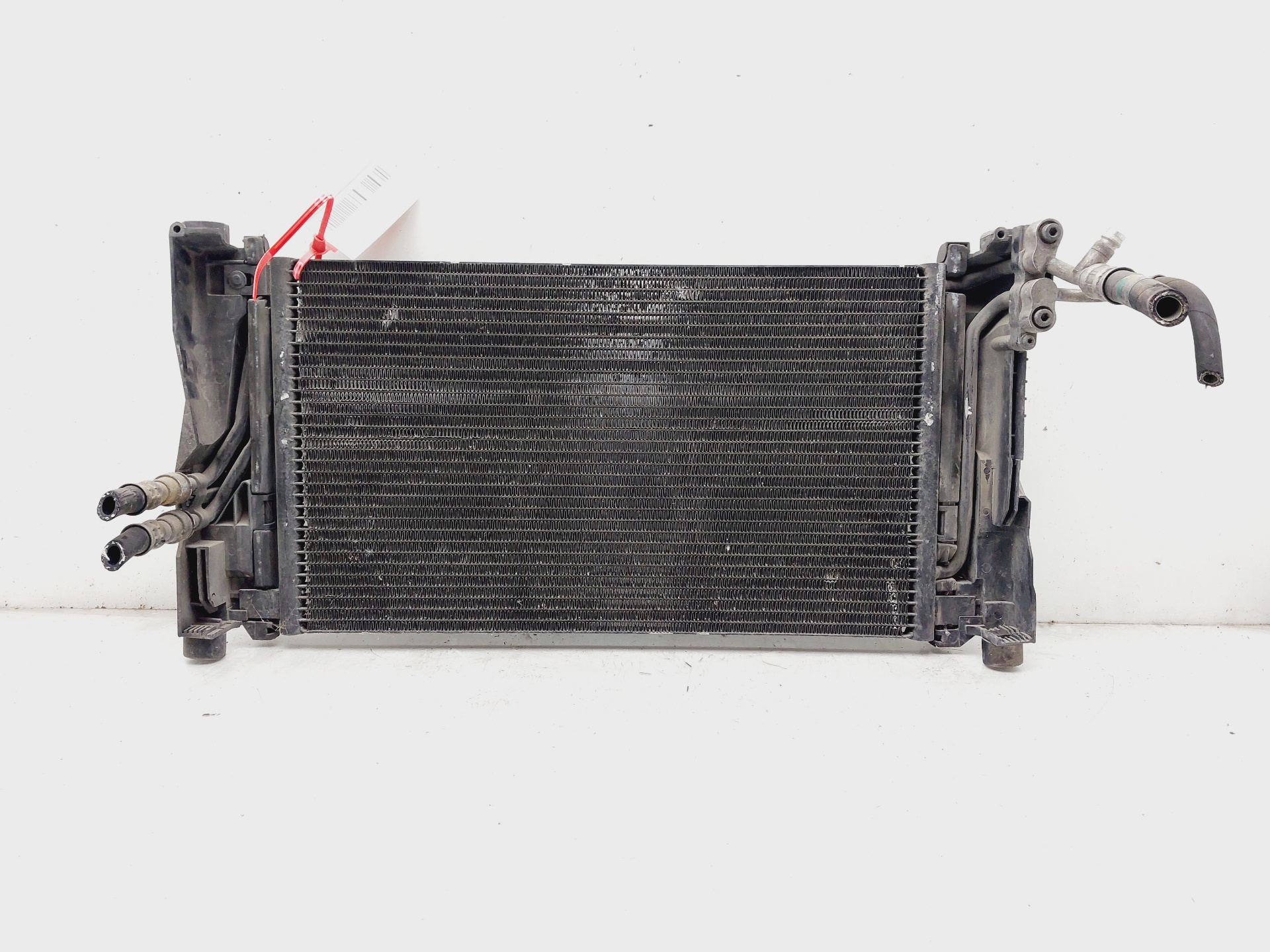 TOYOTA Land Cruiser J200 Series (2007-2015) Gaisa kondensācijas radiators 64538377648 25814765