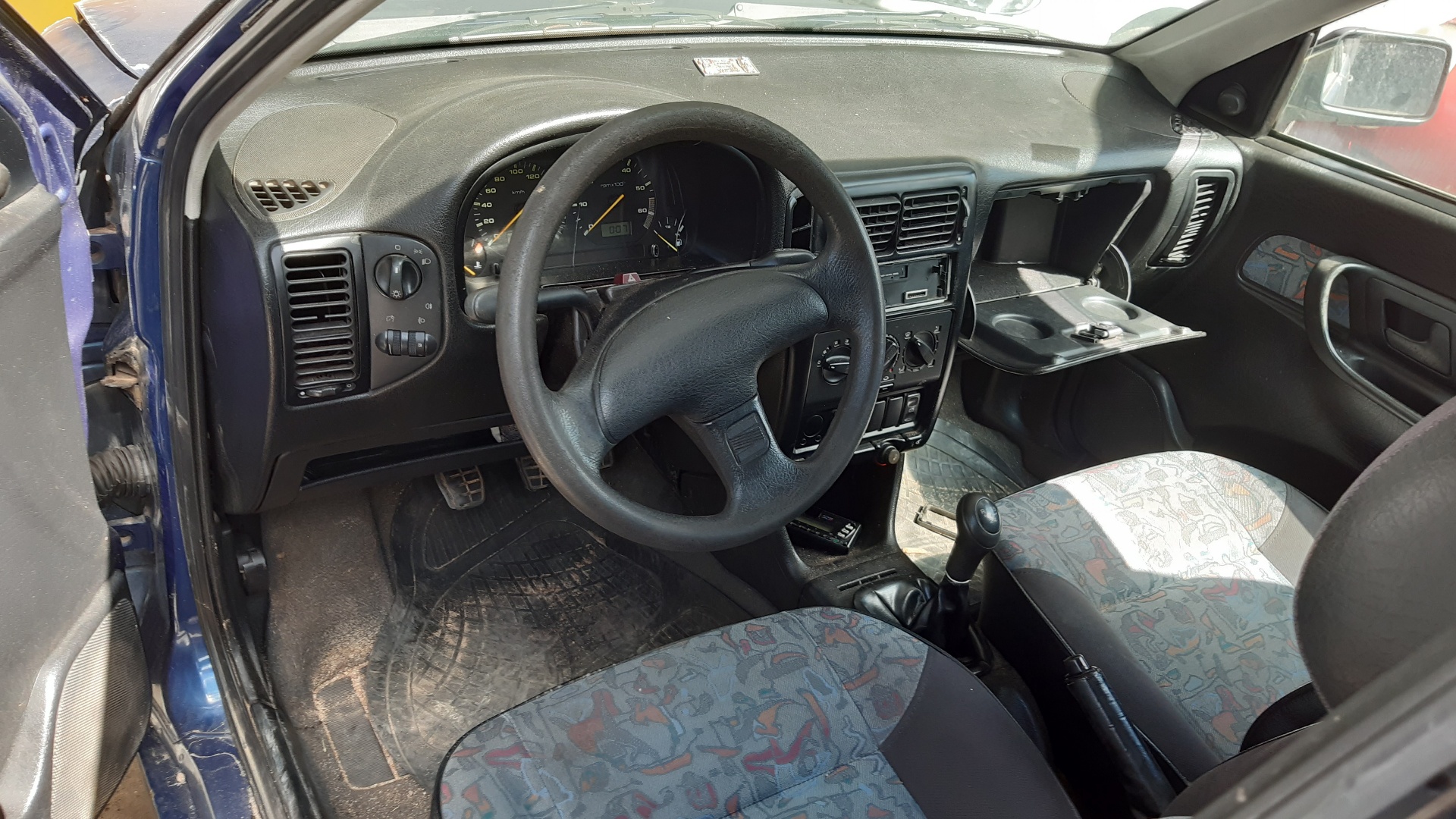 SEAT Ibiza 2 generation (1993-2002) Другие кузовные детали 6K6827550 24112420