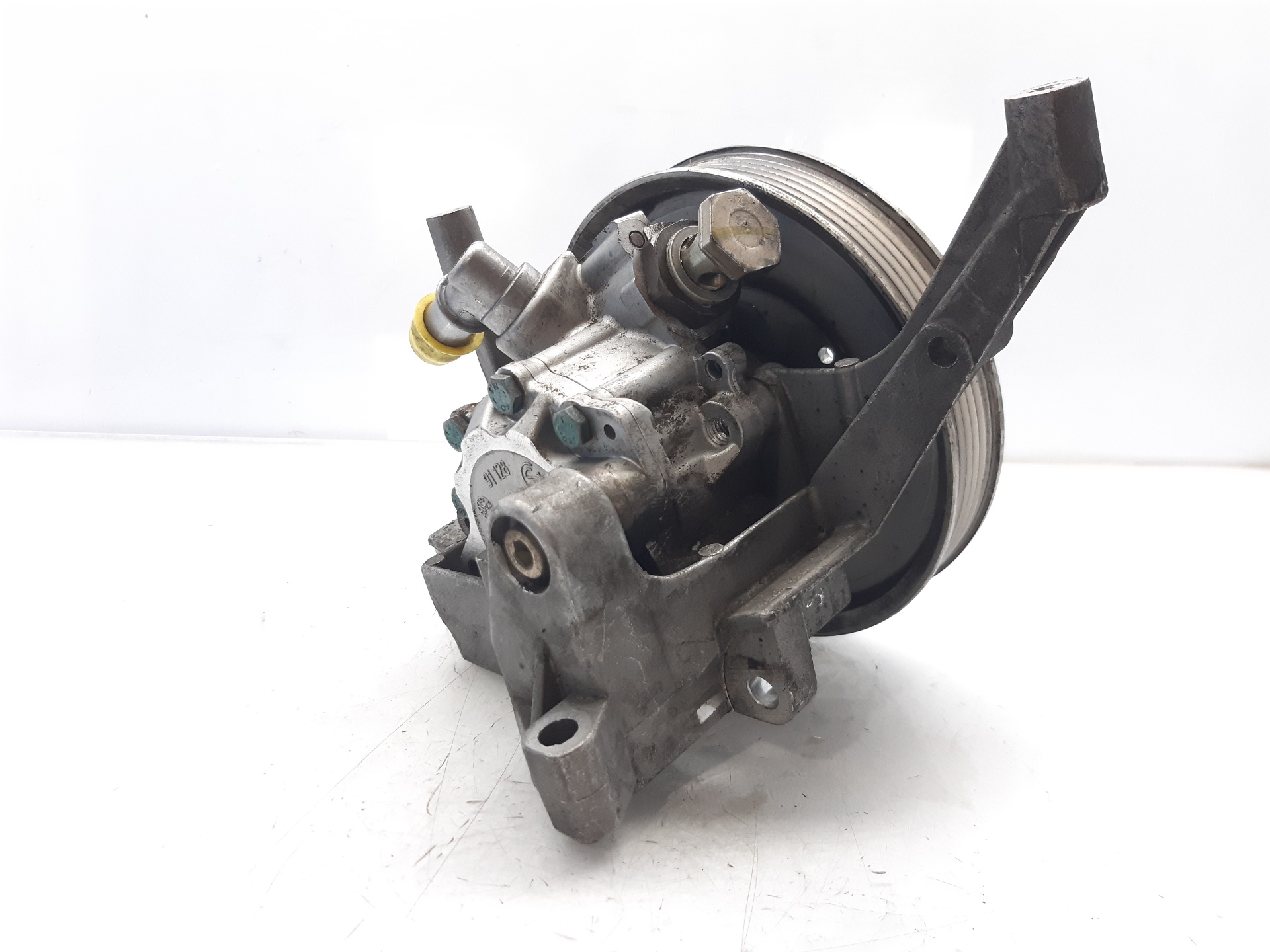 AUDI A4 B5/8D (1994-2001) Power Steering Pump 7691955227 24111531