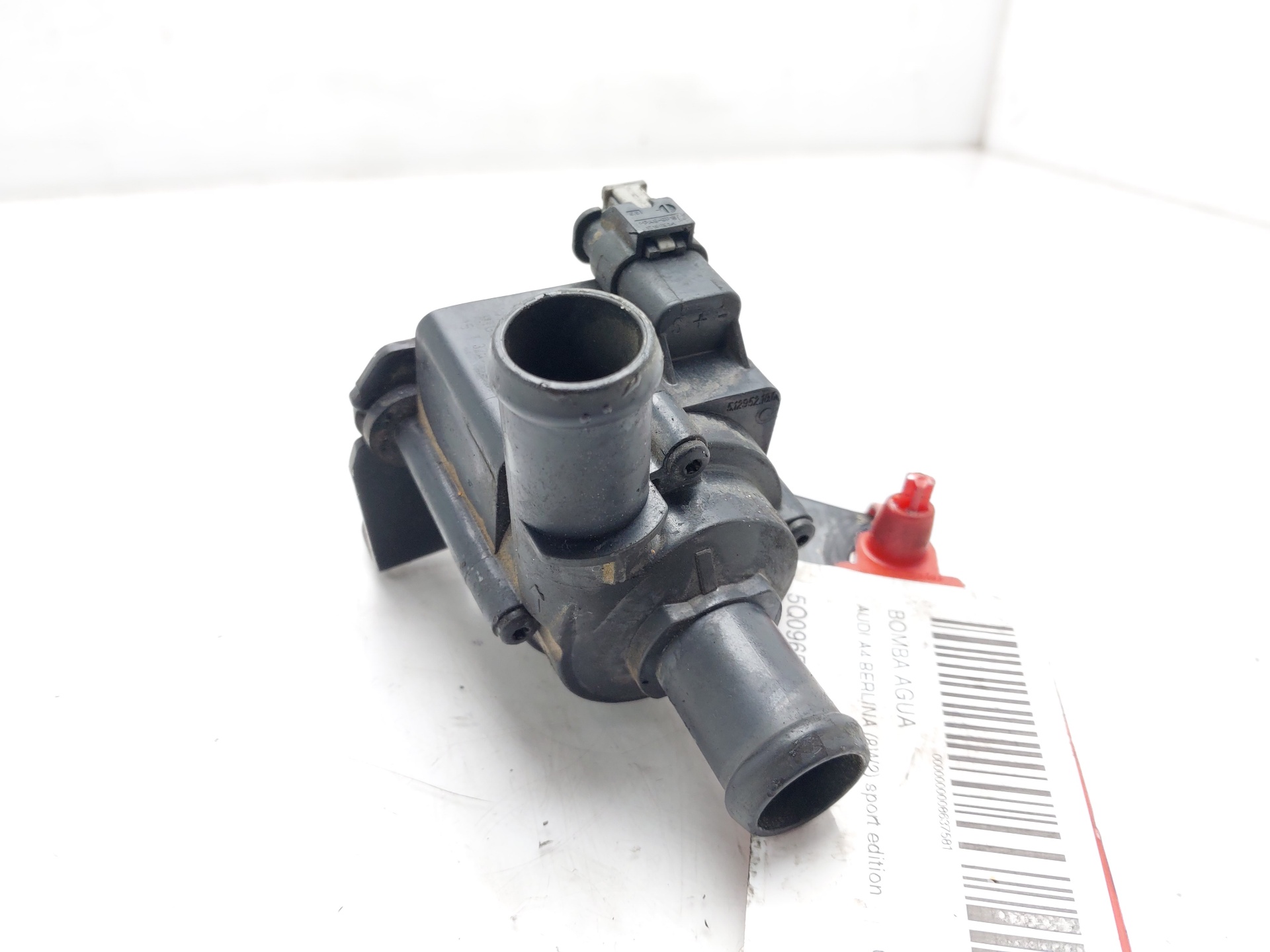 AUDI A4 B9/8W (2015-2024) Water Pump 5Q0965561B 24760125