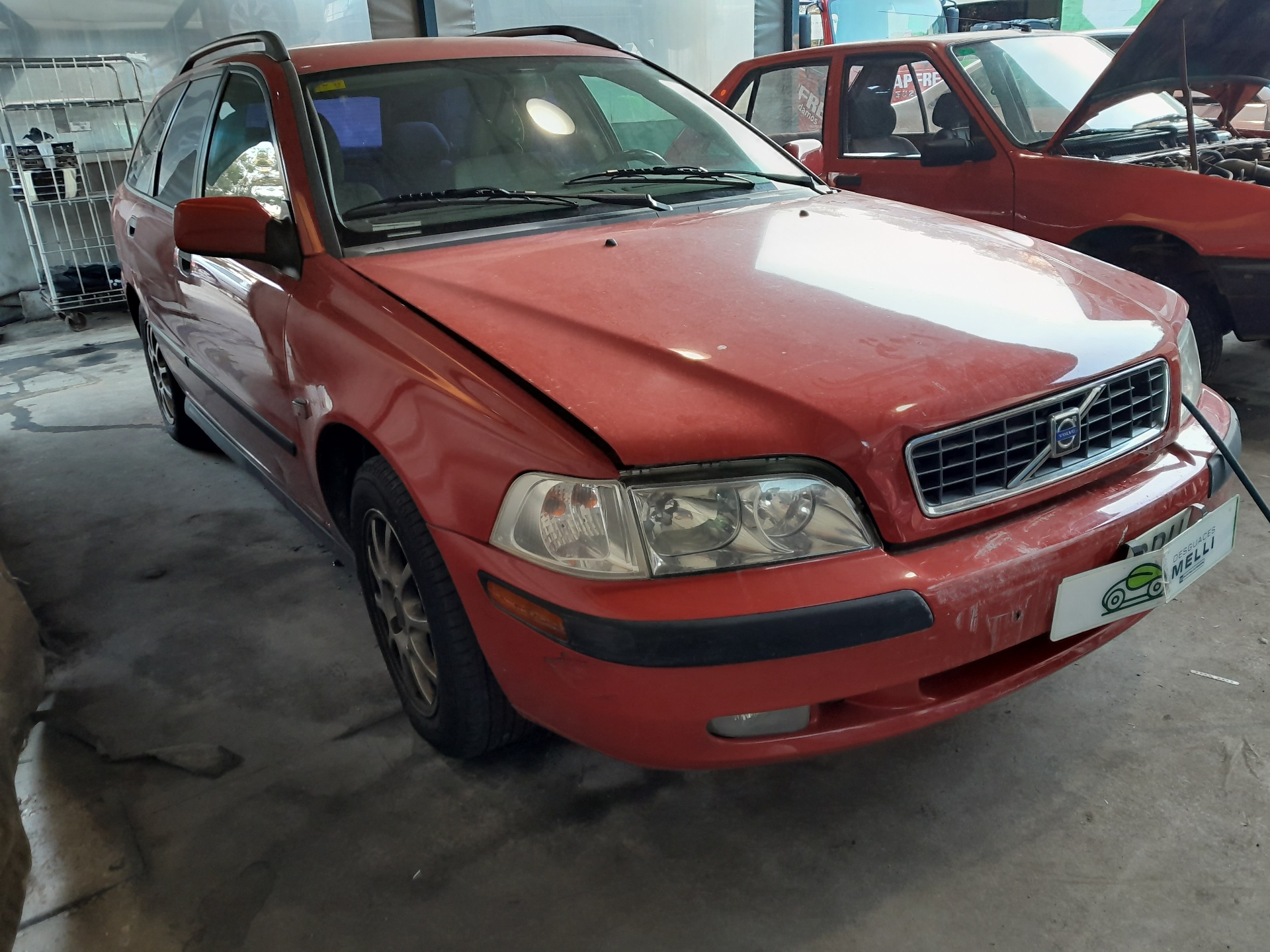 VOLVO V40 1 generation (1996-2004) Váltóáramú generátor 9472908 23552369