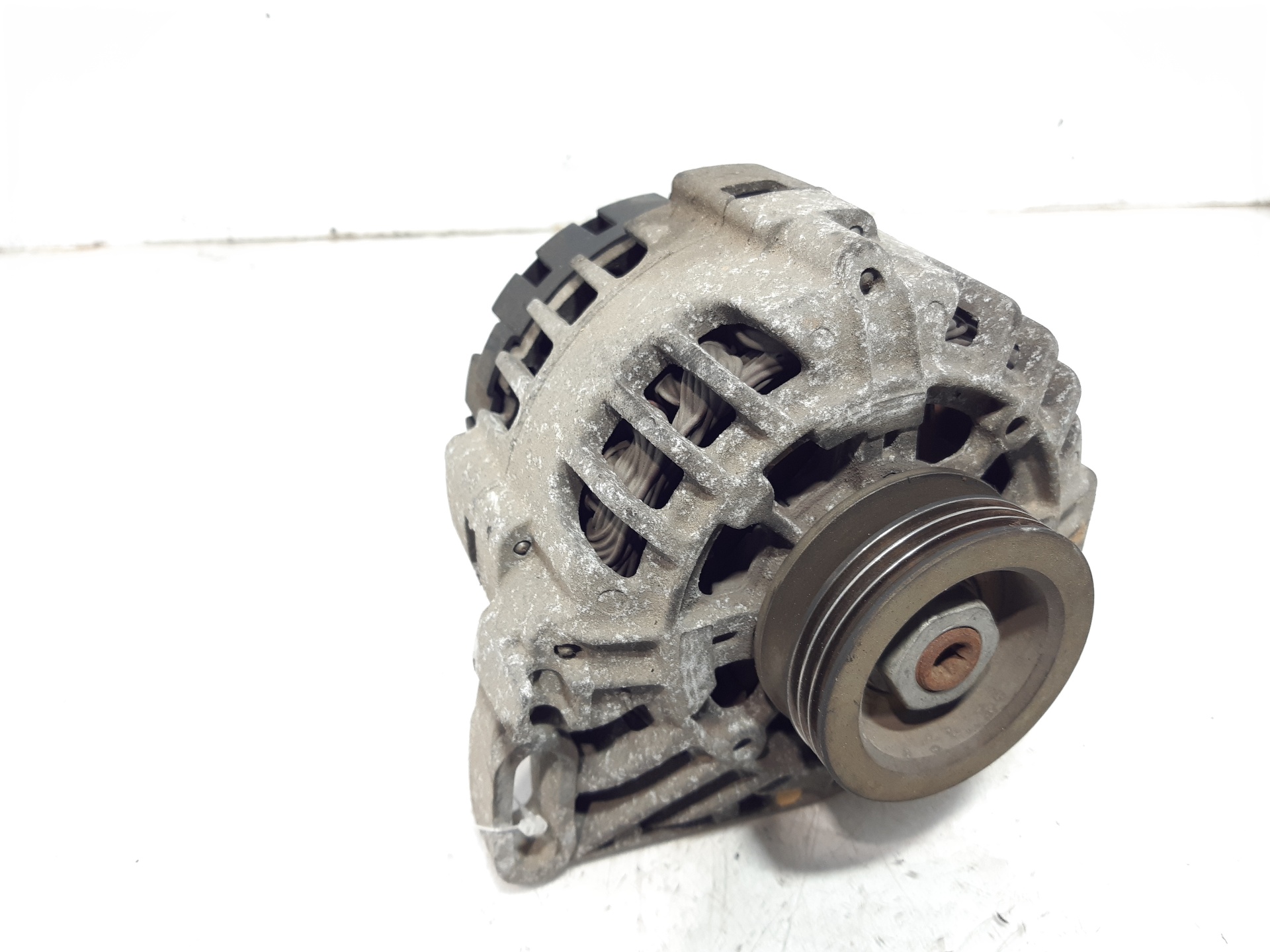 RENAULT Clio 2 generation (1998-2013) Alternator 7700437090 18738988