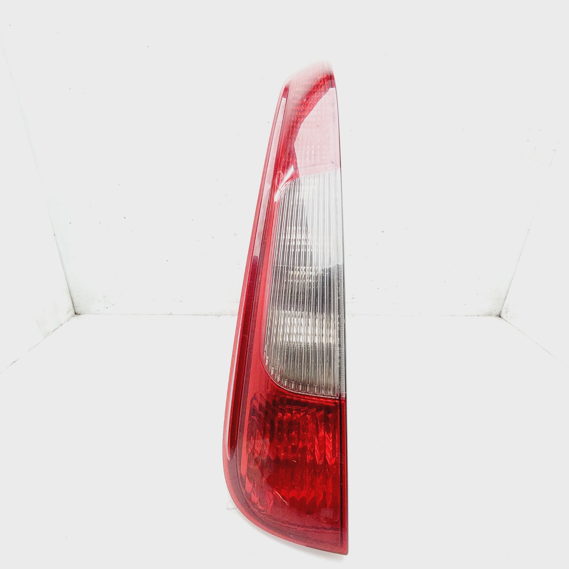FORD C-Max 1 generation (2003-2010) Rear Left Taillight 3M5113A603AA 25007513