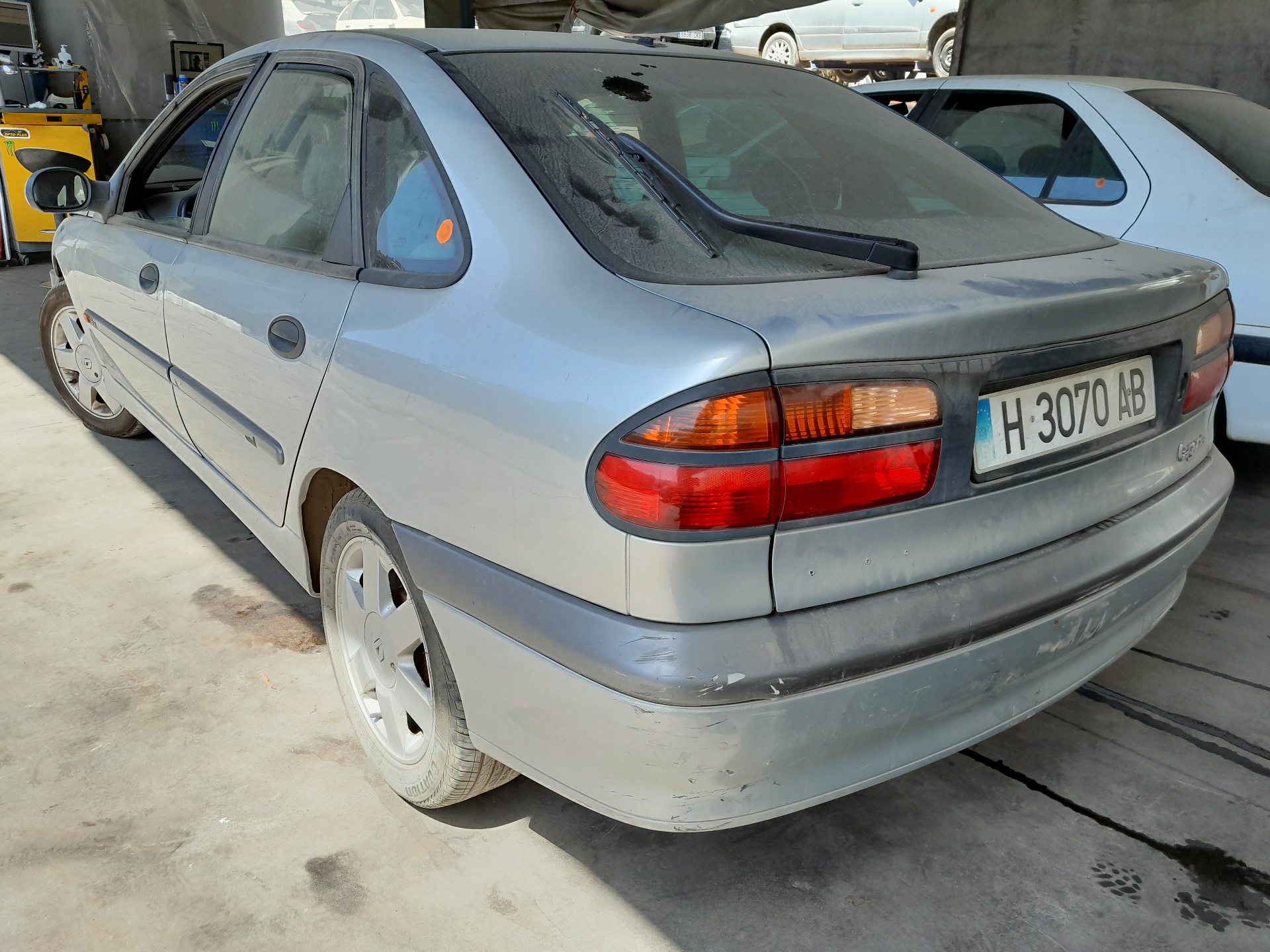 RENAULT Laguna 1 generation (1993-2001) Замок двери передний правый 7701045755 22446136