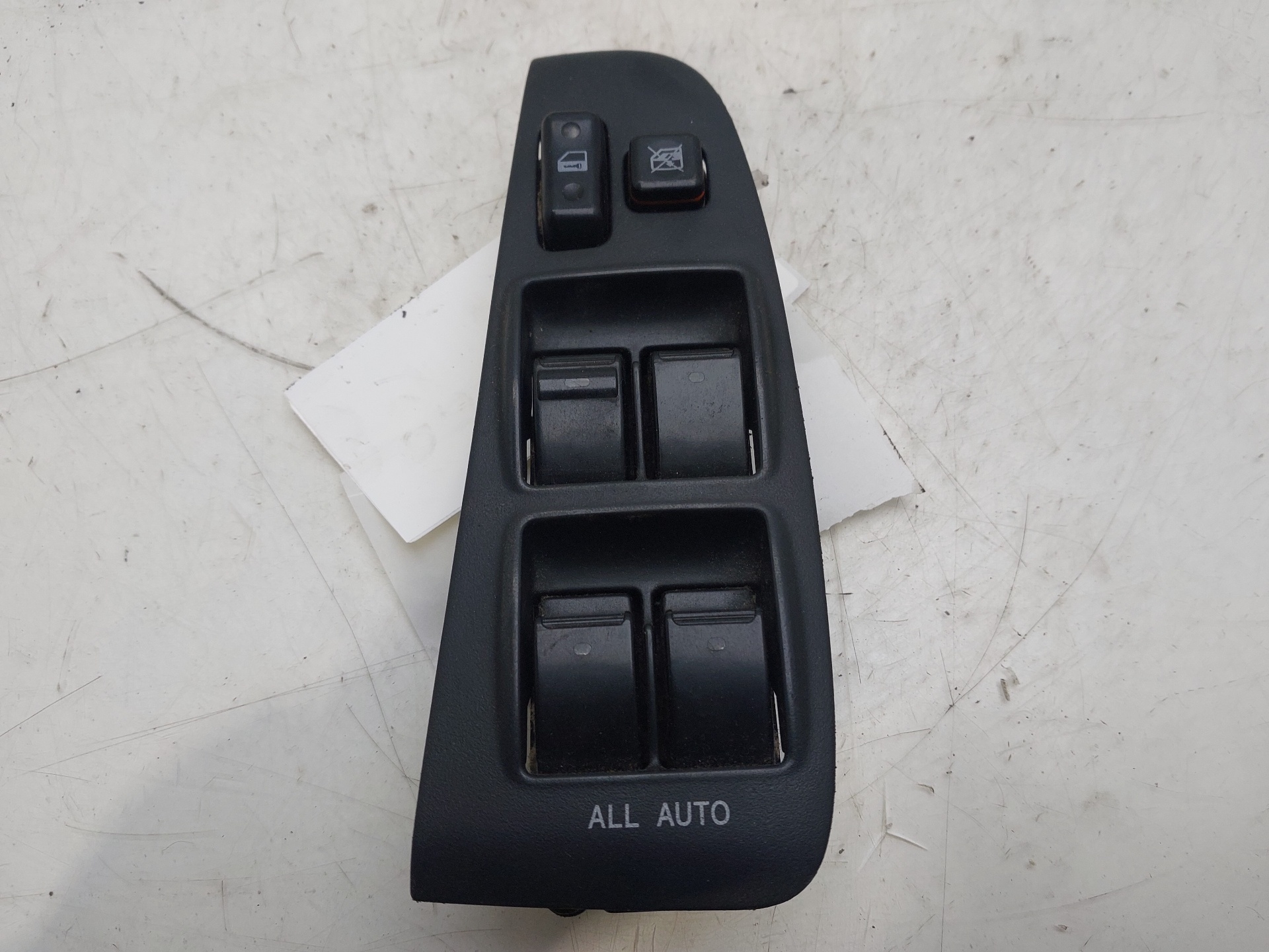 TOYOTA Avensis 2 generation (2002-2009) Front Left Door Window Switch 8480205210B0 24973163