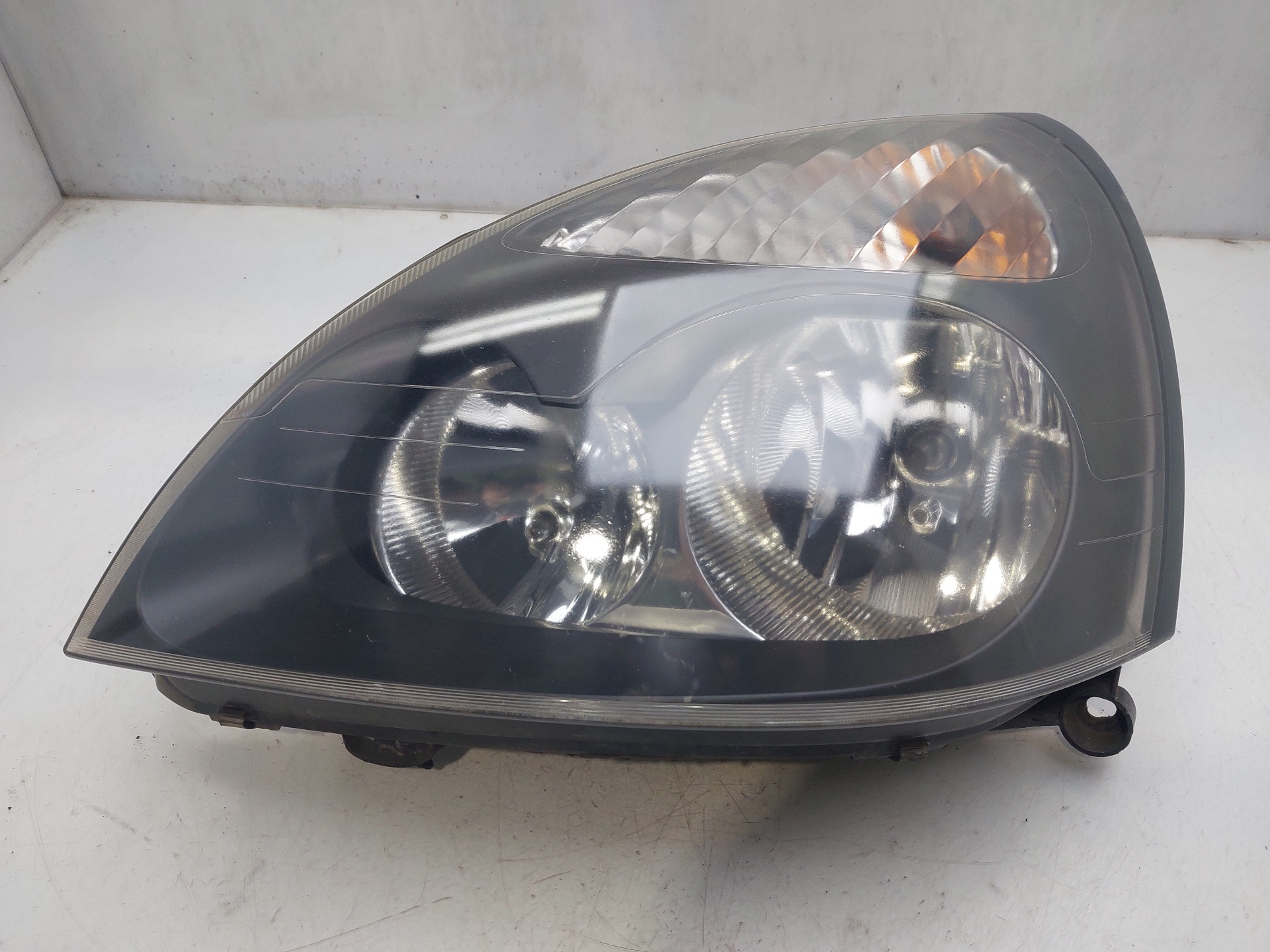 RENAULT Clio 3 generation (2005-2012) Front Left Headlight 7701054058 24758830