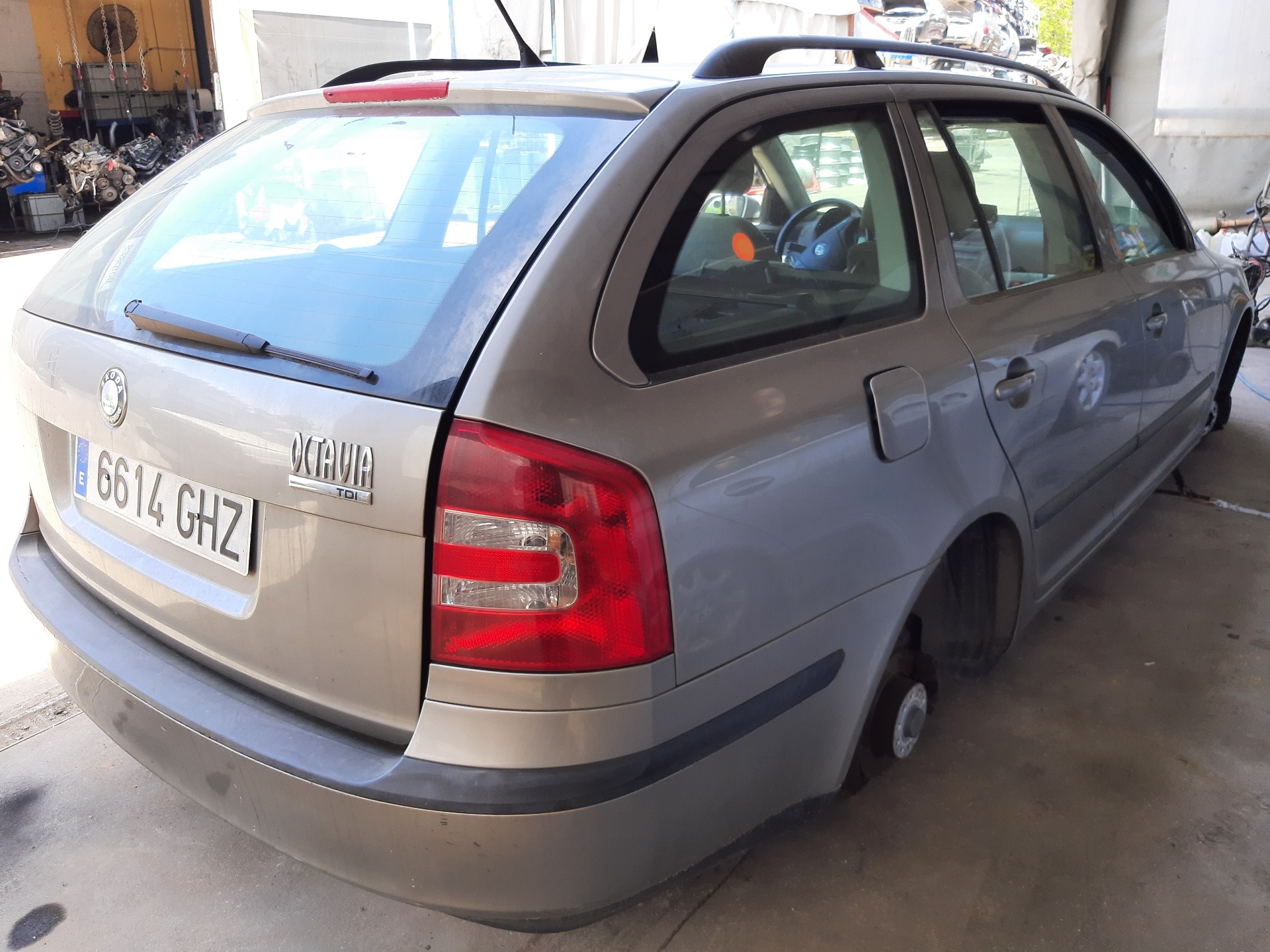 SKODA Octavia 2 generation (2004-2013) Amortizor stânga față 1K0413031BF 24050729