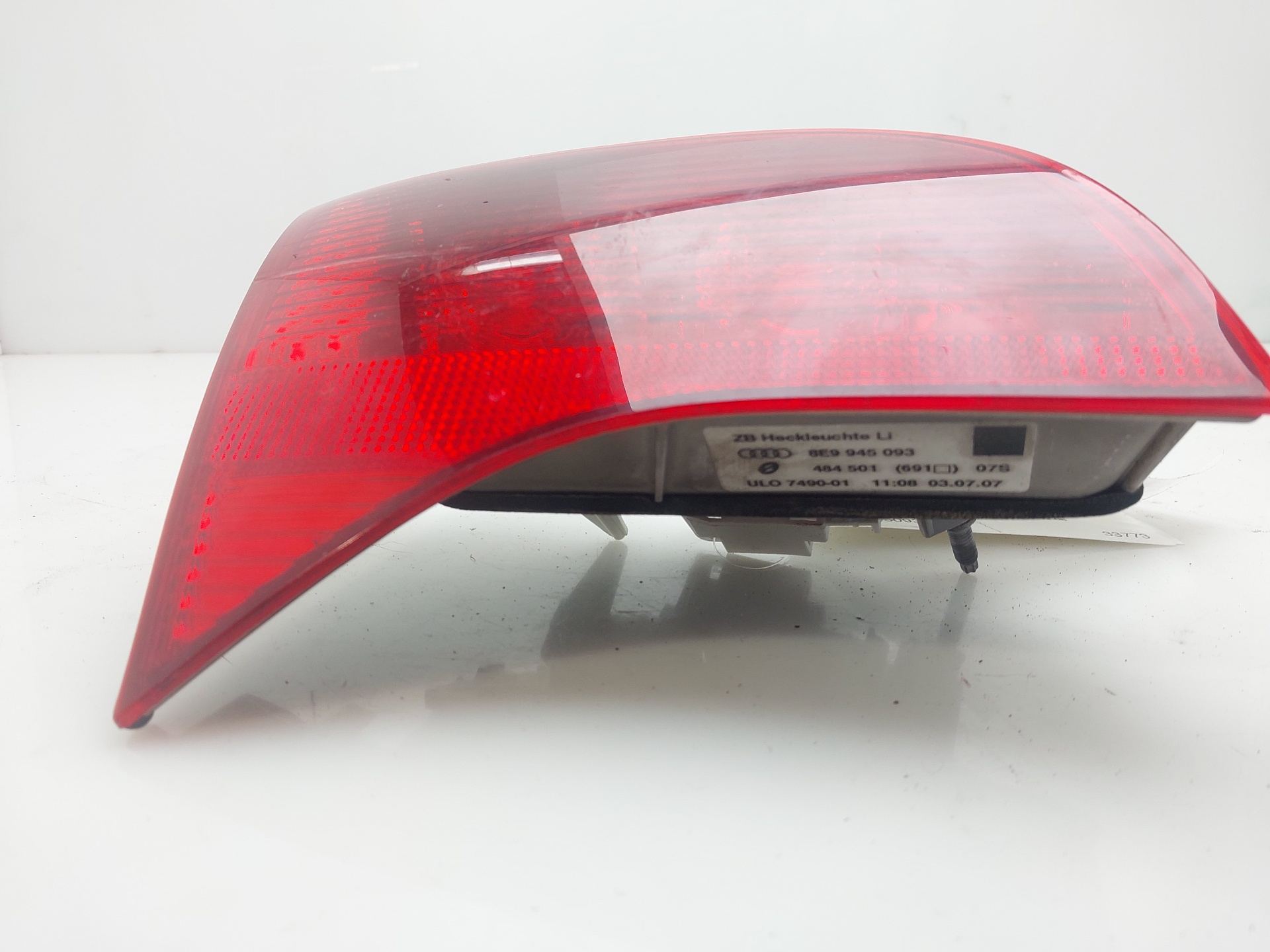 AUDI A4 B7/8E (2004-2008) Rear Left Taillight 8E9945093 24150152