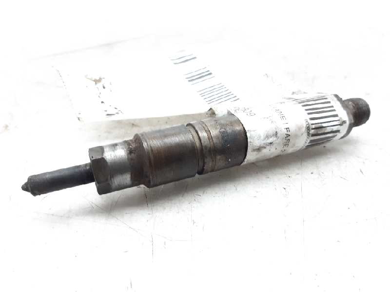 RENAULT Megane 1 generation (1995-2003) Fuel Injector 8200047509 24893182