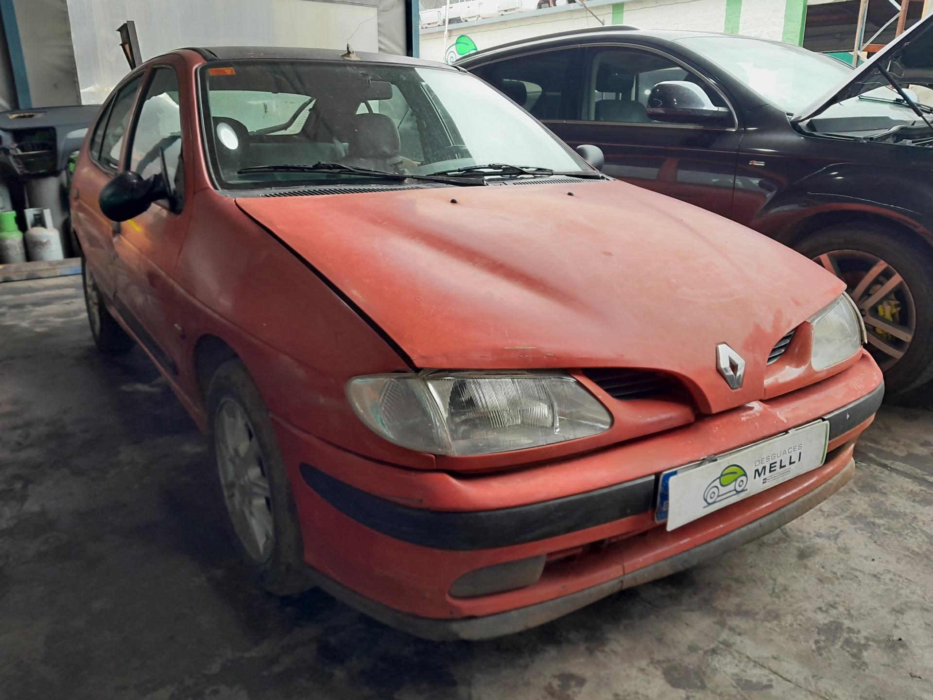 KIA Megane 1 generation (1995-2003) Кронштейн ручки передней левой двери 7700423887 23638442