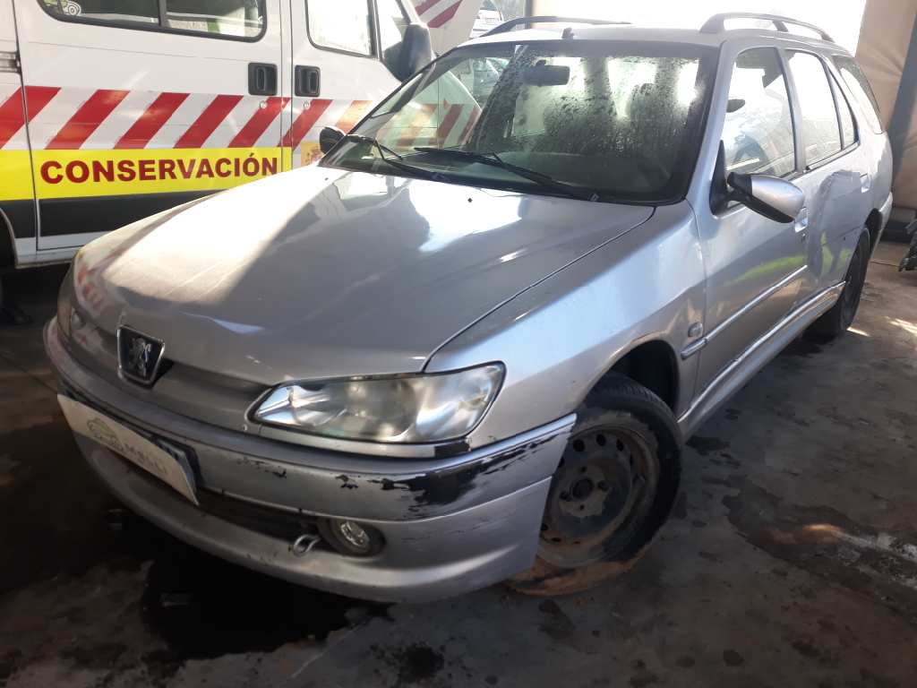 PEUGEOT 306 1 generation (1993-2002) Впускной коллектор 9642405280 18458943