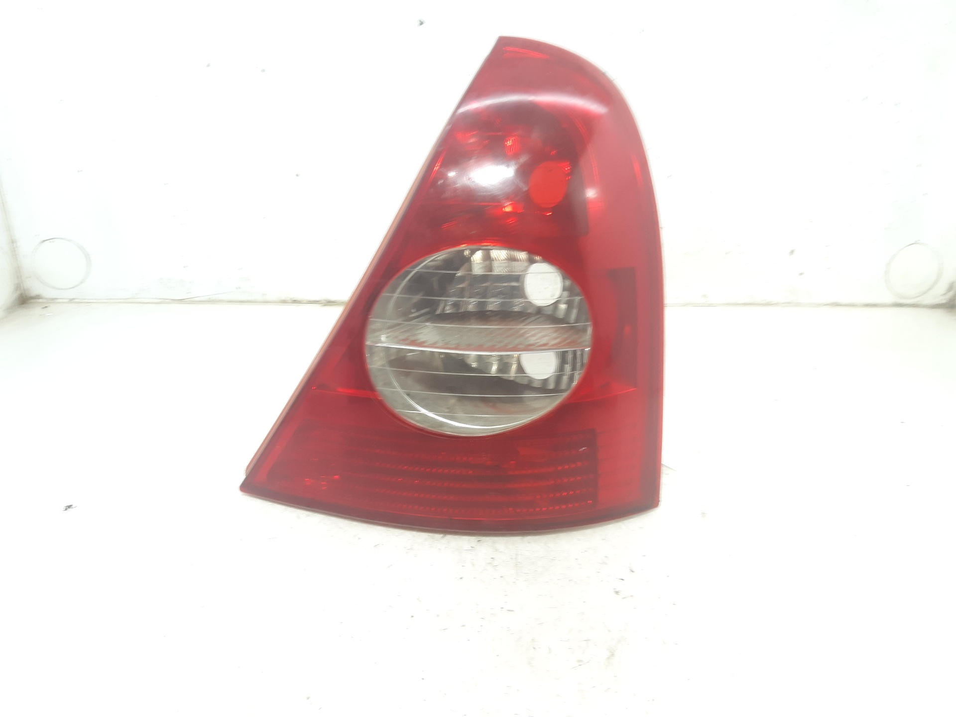 RENAULT Clio 3 generation (2005-2012) Rear Right Taillight Lamp 8200071414 24045403