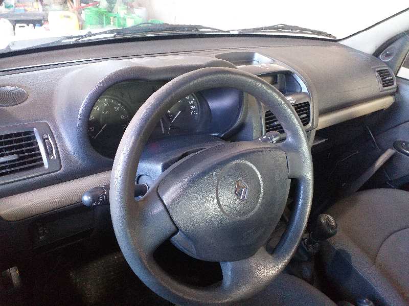 RENAULT Clio 2 generation (1998-2013) Фонарь задний правый 8200917487 18618846