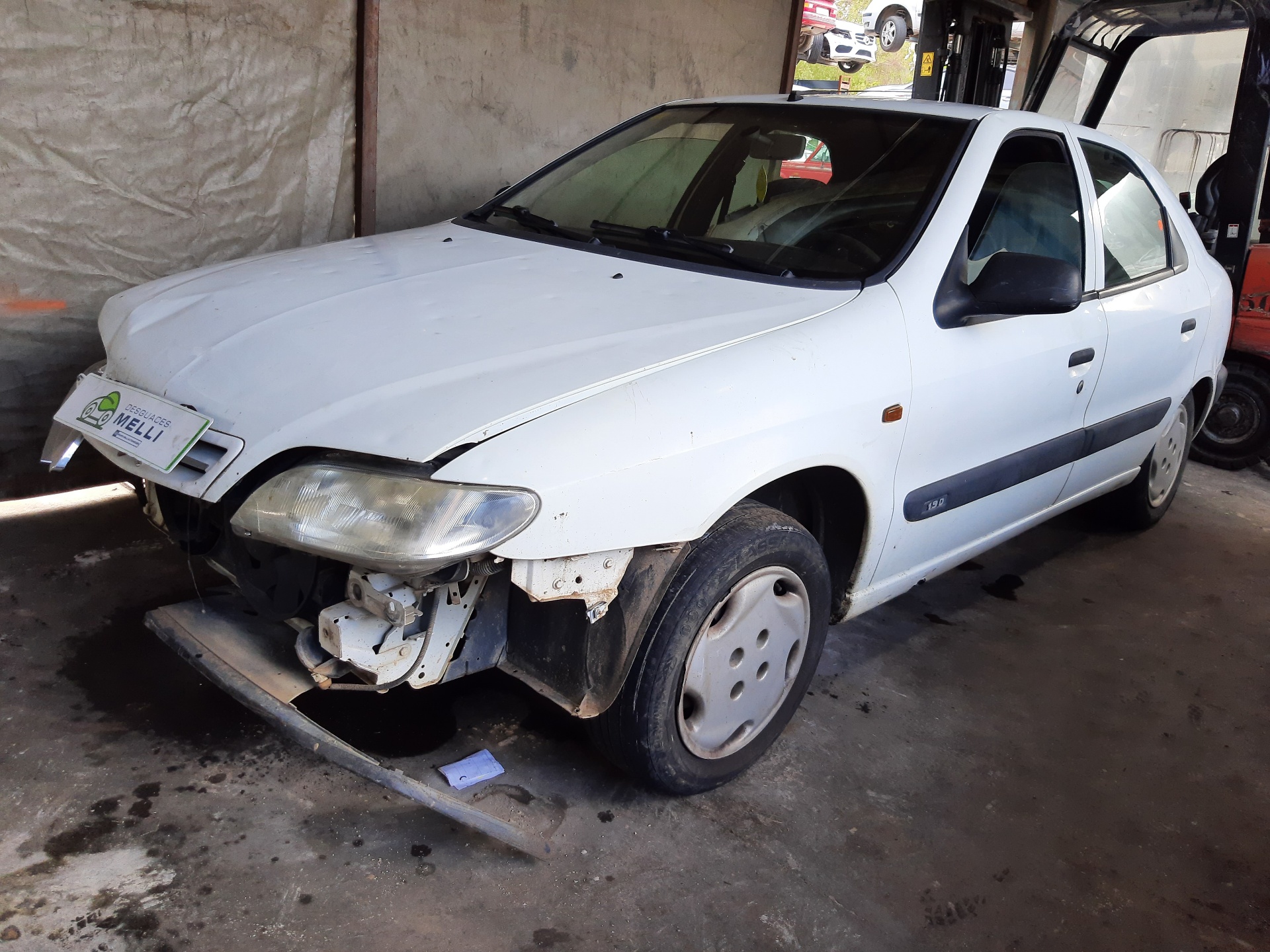 CITROËN Xsara 1 generation (1997-2004) Крыло переднее левое 7840H6 25434595