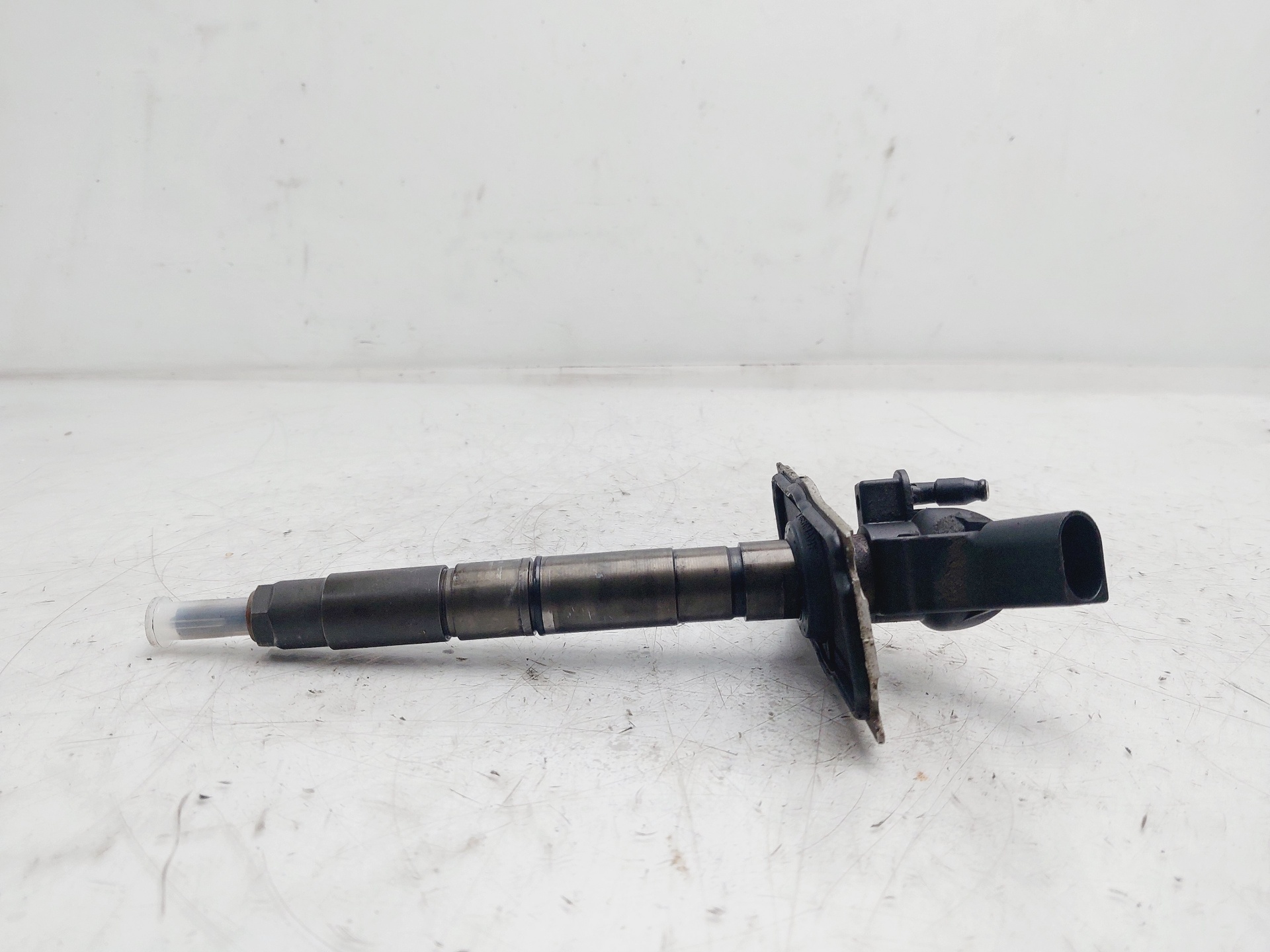 VOLKSWAGEN Phaeton 1 generation (2002-2016) Fuel Injector 059130277AB 25778973