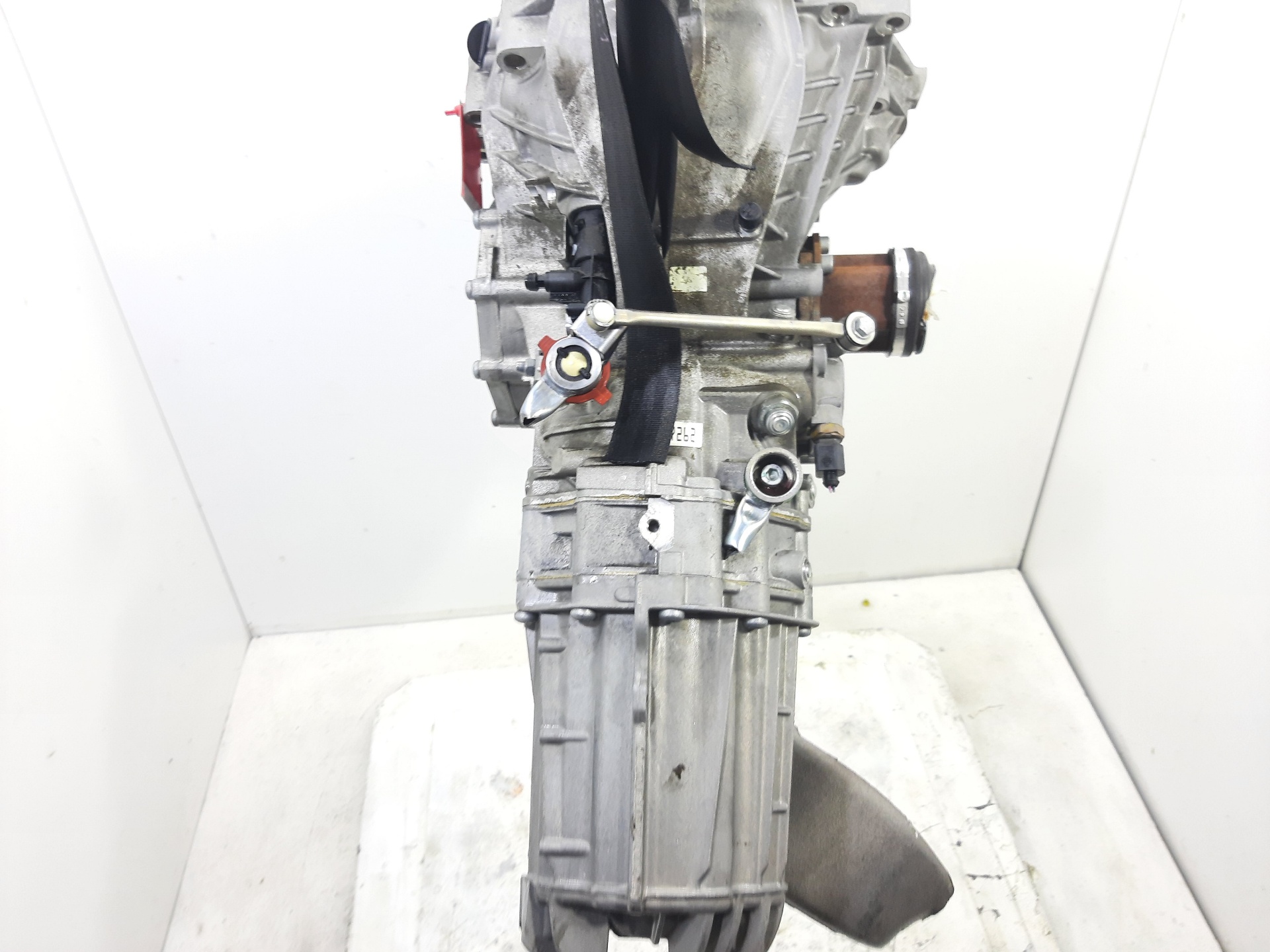 SEAT Exeo 1 generation (2009-2012) Gearbox CSH 20944080