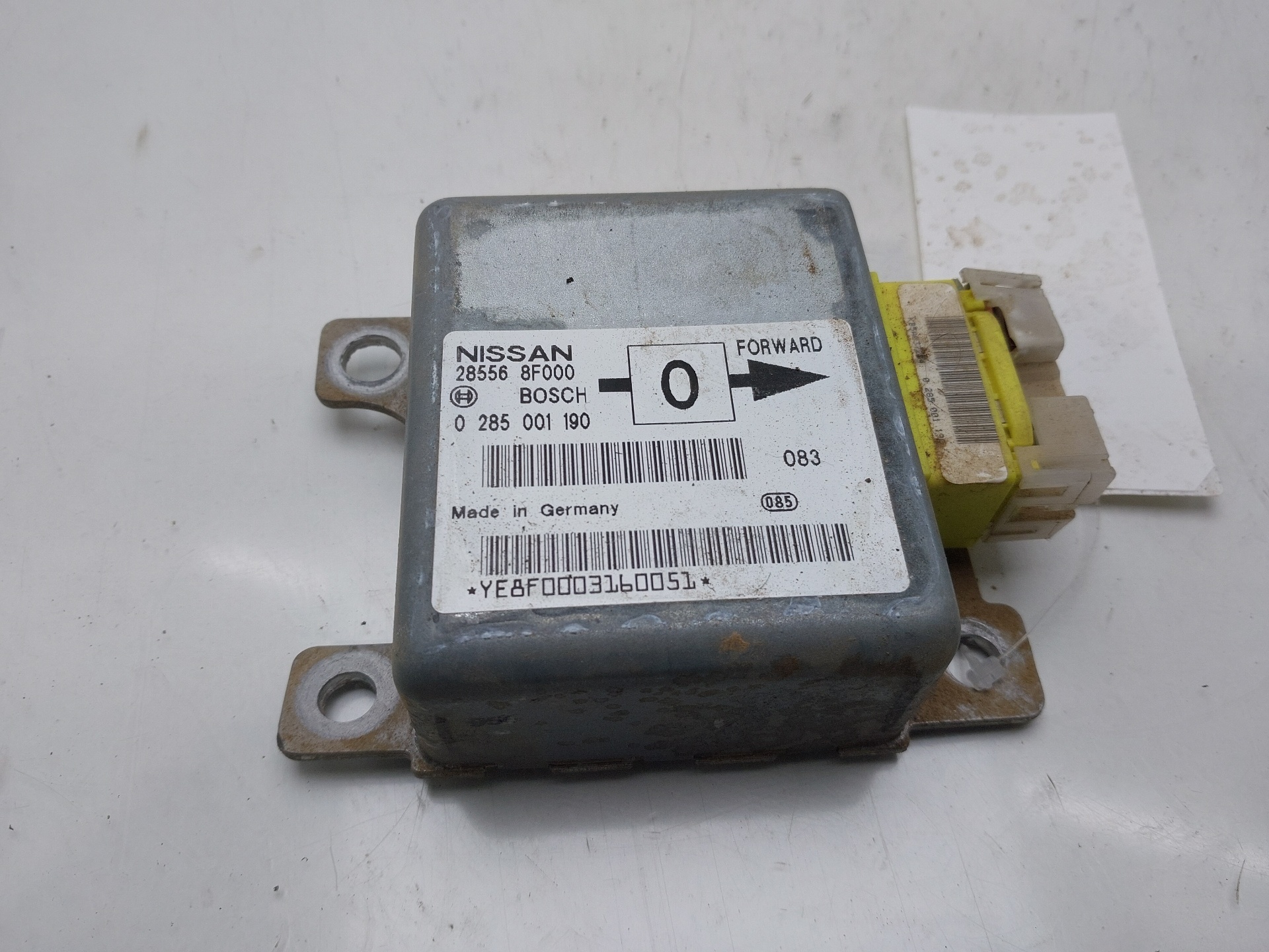 VOLVO Terrano 2 generation (1993-2006) SRS Control Unit 285568F000 23091952