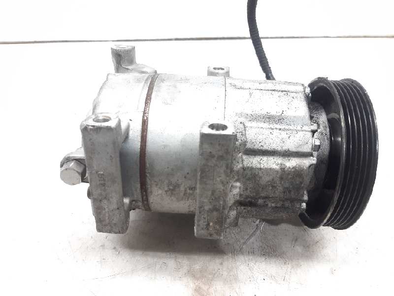 HYUNDAI i30 GD (2 generation) (2012-2017) Air Condition Pump 97701A6701 18400731