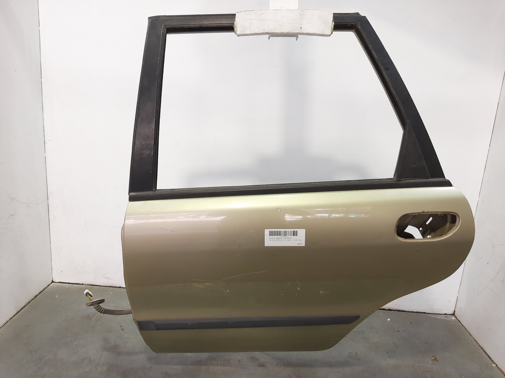 VOLVO V40 1 generation (1996-2004) Rear Left Door 30882907 23011758