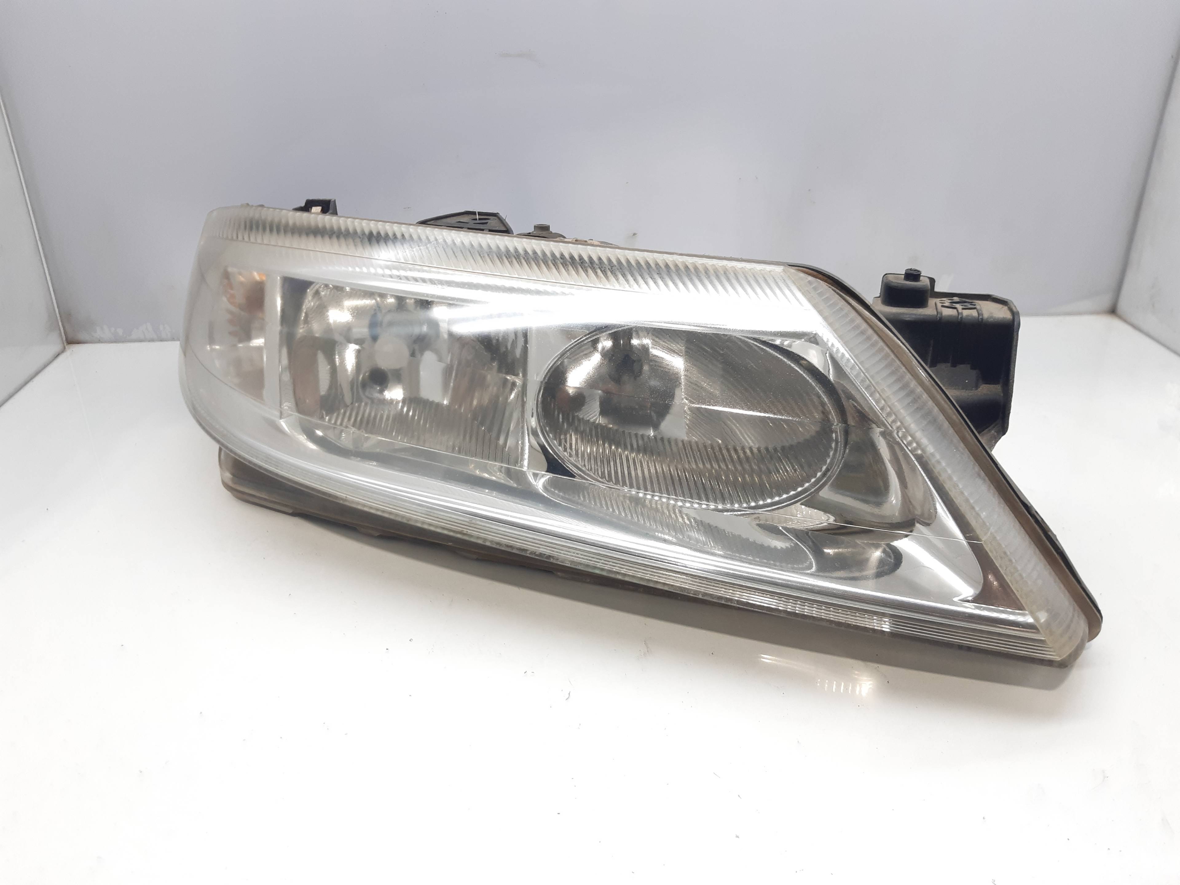 RENAULT Laguna 2 generation (2001-2007) Front Right Headlight 7701048931 22459925