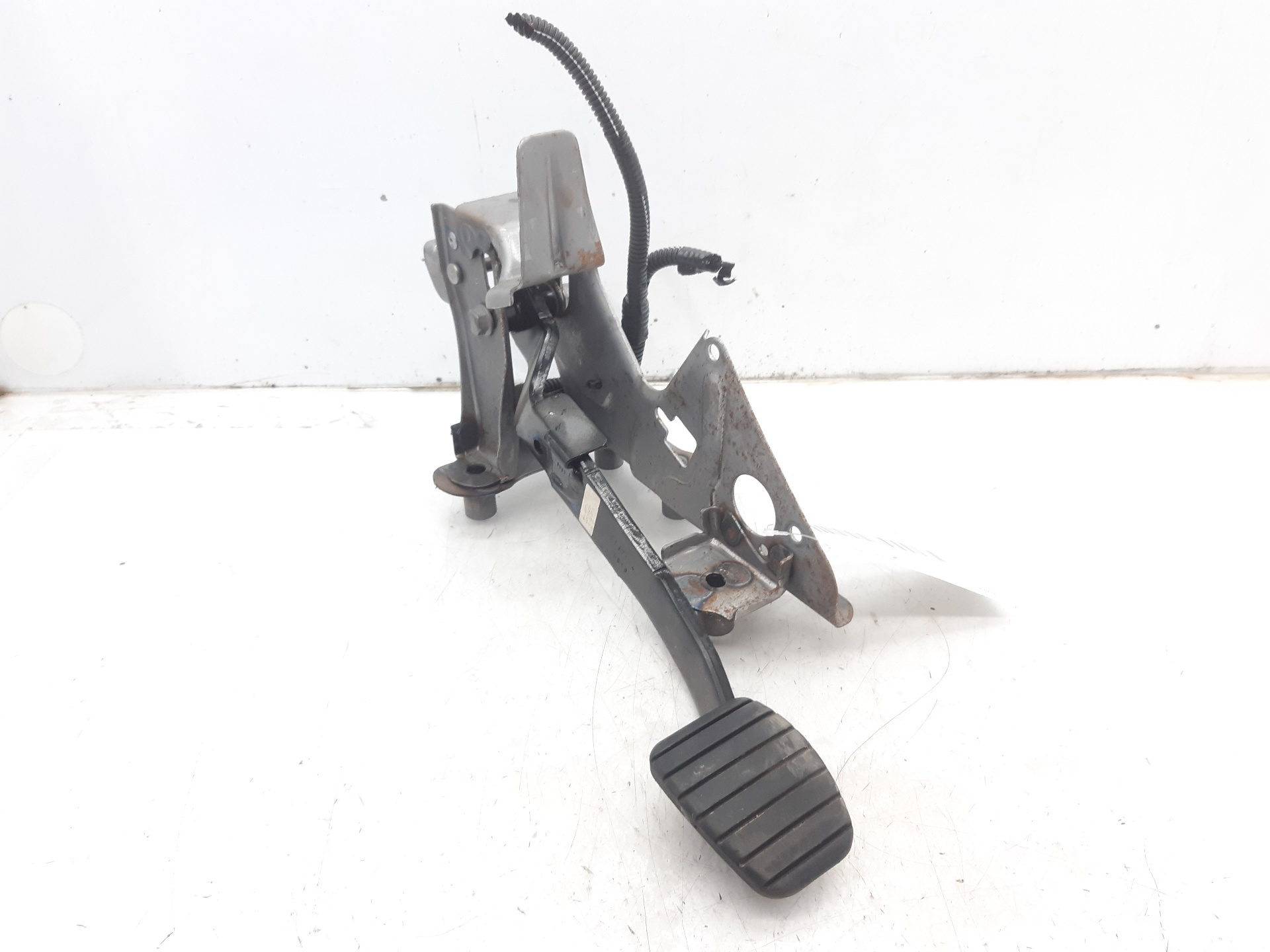 RENAULT Captur 1 generation (2013-2019) Brake Pedal 465013423R 24111752