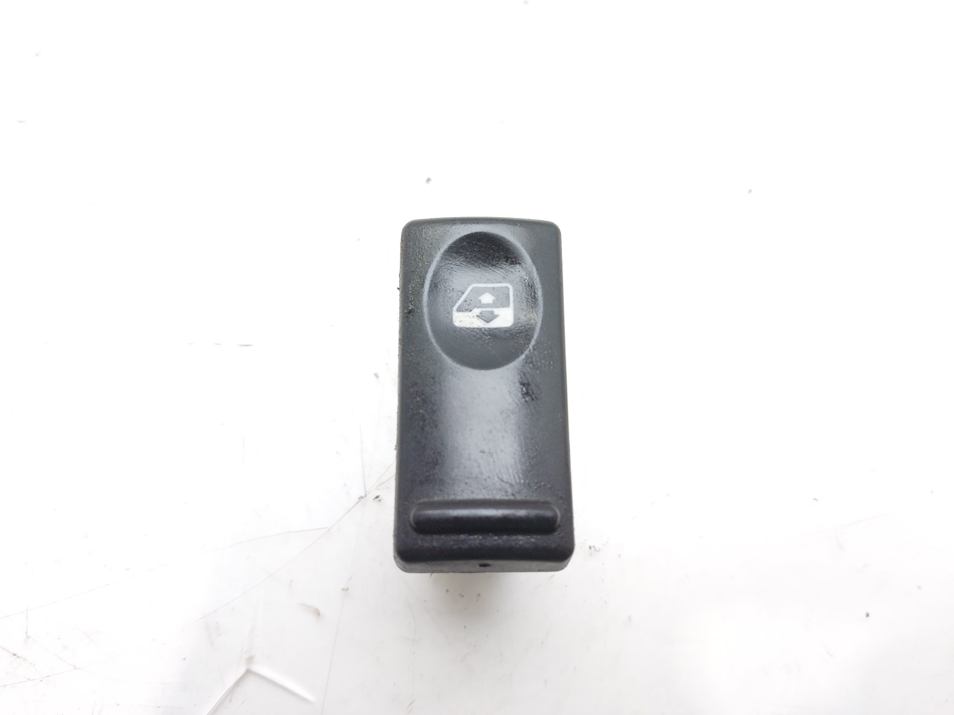 RENAULT Master 2 generation (1997-2010) Front Right Door Window Switch 8200476809 24773512