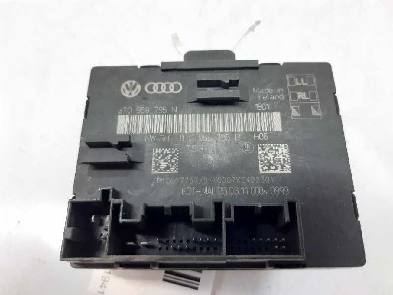 AUDI A4 B8/8K (2011-2016) Kiti valdymo blokai 8T0959795N 24006417