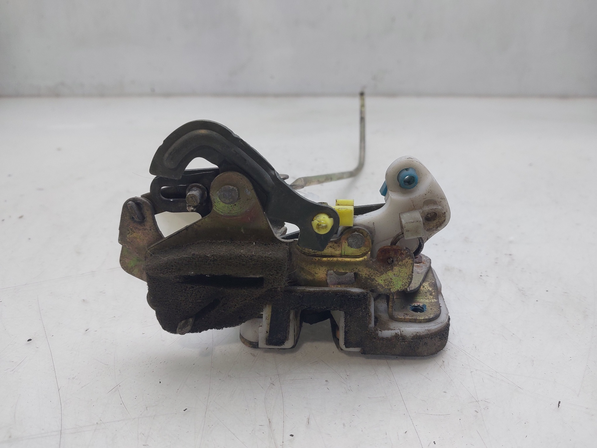 HYUNDAI Atos 1 generation (1997-2003) Rear Right Door Lock 8142002010 24761703