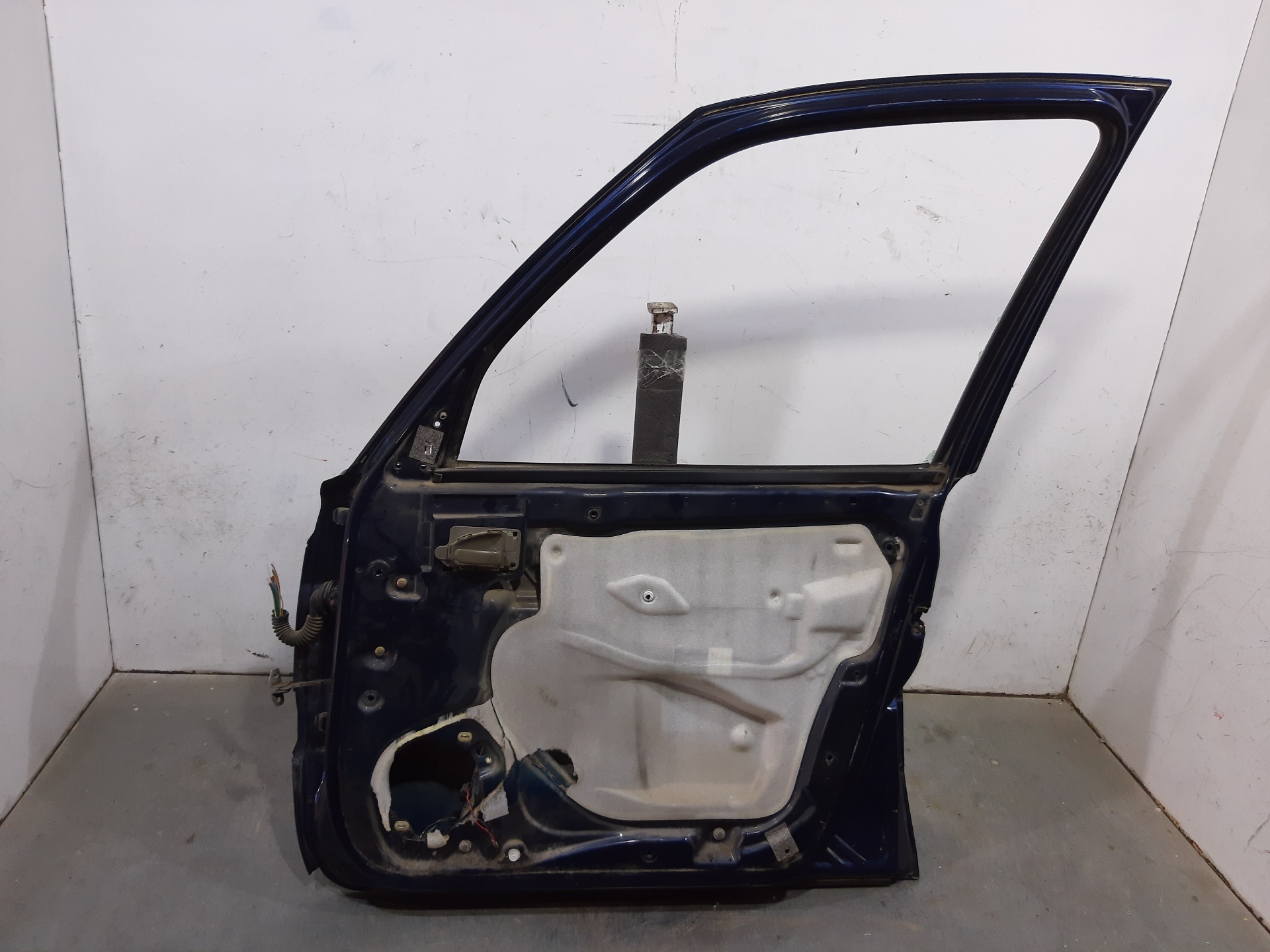 CITROËN Xsara Picasso 1 generation (1999-2010) Предна дясна врата 9004L5 22484829