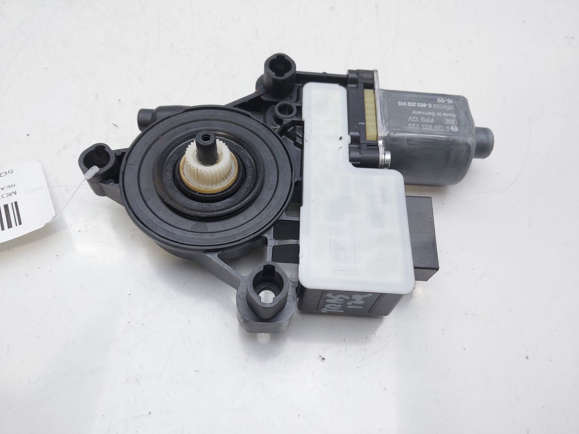 SEAT Toledo 3 generation (2004-2010) Rear Left Door Window Control Motor 5Q0959811A 20791330