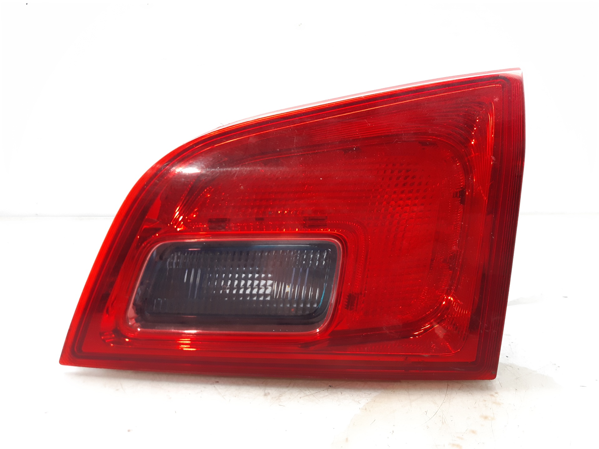 OPEL Astra J (2009-2020) Задна дясна задна лампа 13282247 24019471