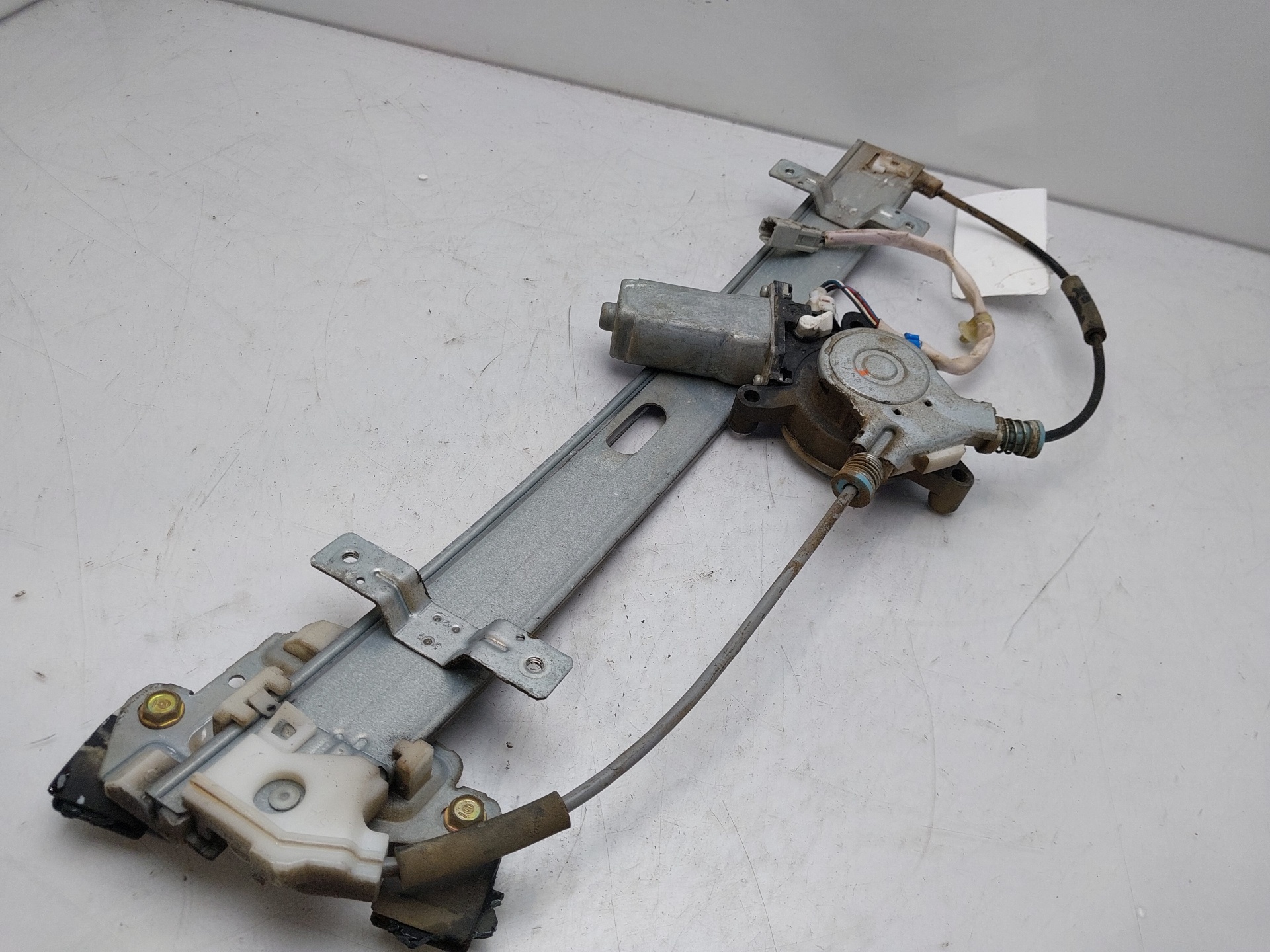 HONDA Civic 7 generation (2000-2005) Lève-vitre de porte avant droite 72210S6DG11 24947921